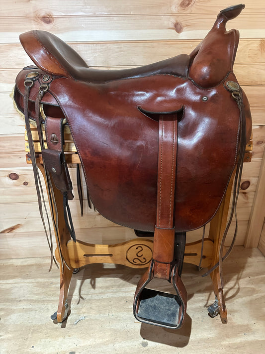 18” Timberline Flex-Panel Western Endurance Trail Saddle