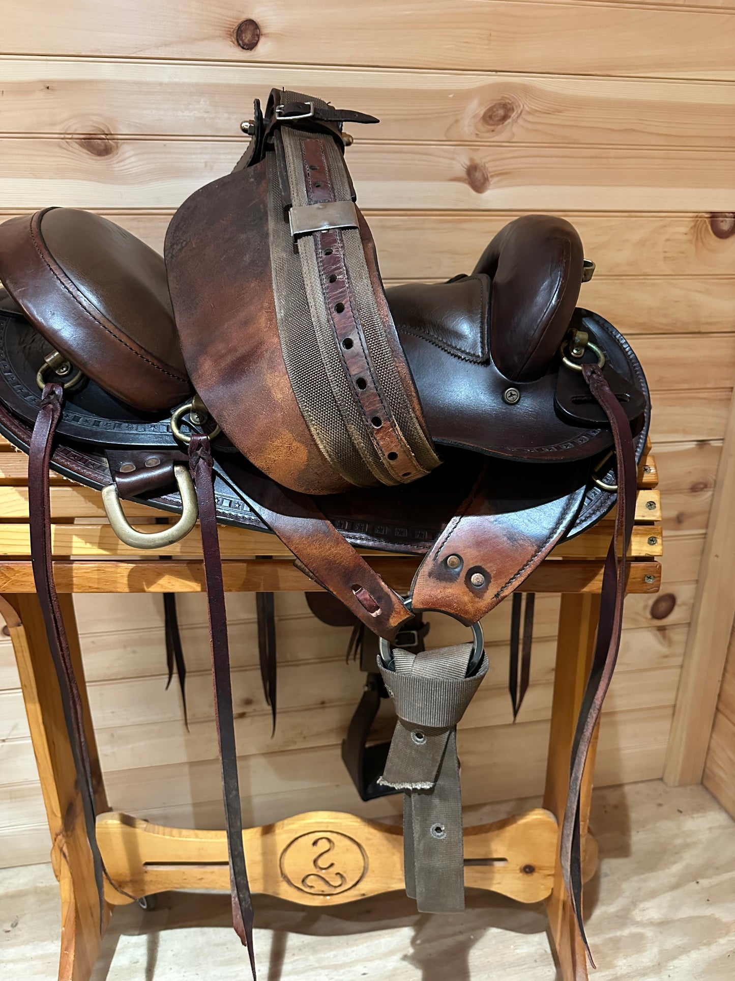 16” Big Horn Endurance Trail Saddle Model 805
