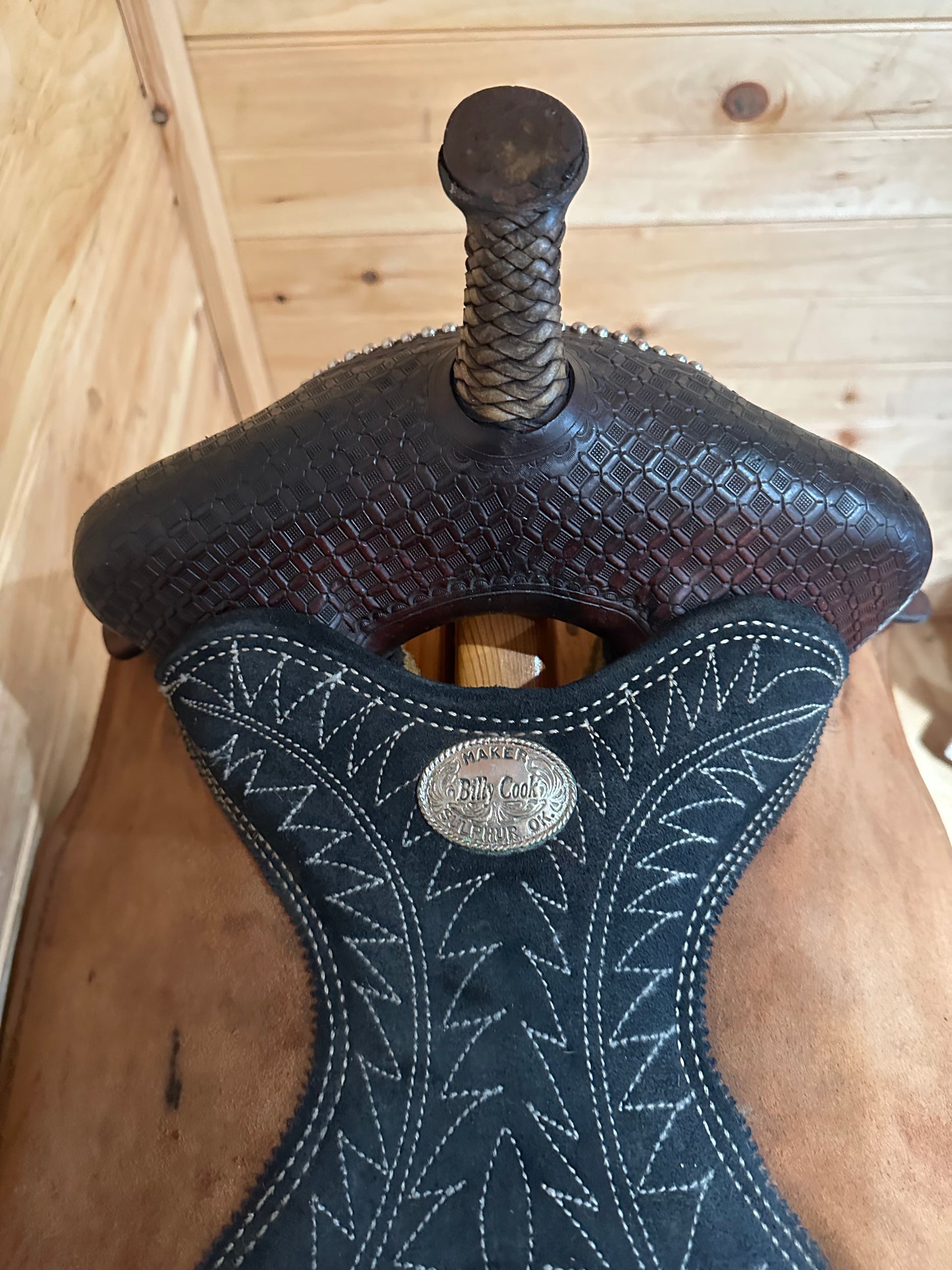 15” Billy Cook Maker Sulphur, OK Barrel Racing Saddle Model 1530