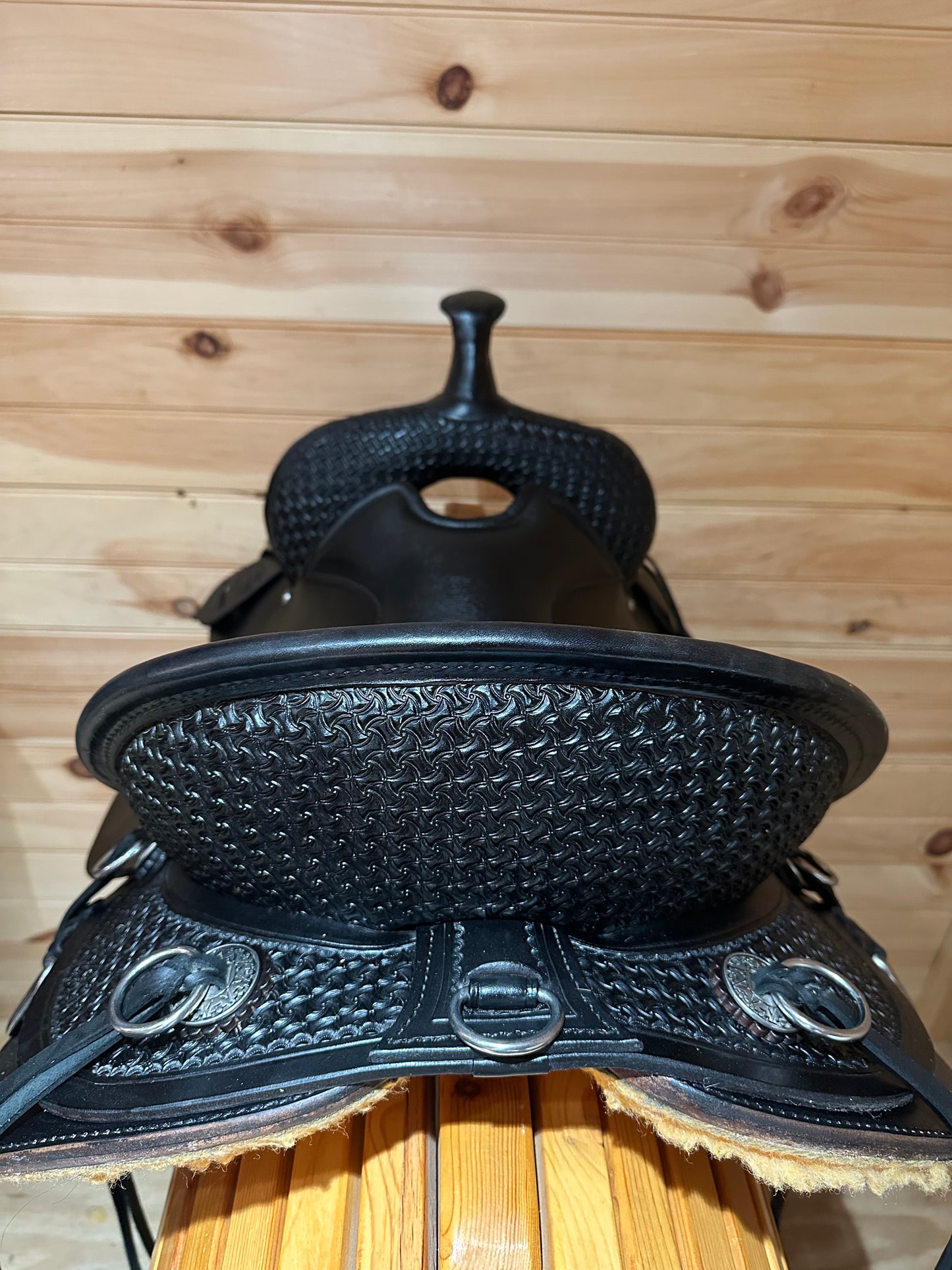 16” Circle Y High Horse Sulphur River Western Trail Saddle Model 6865