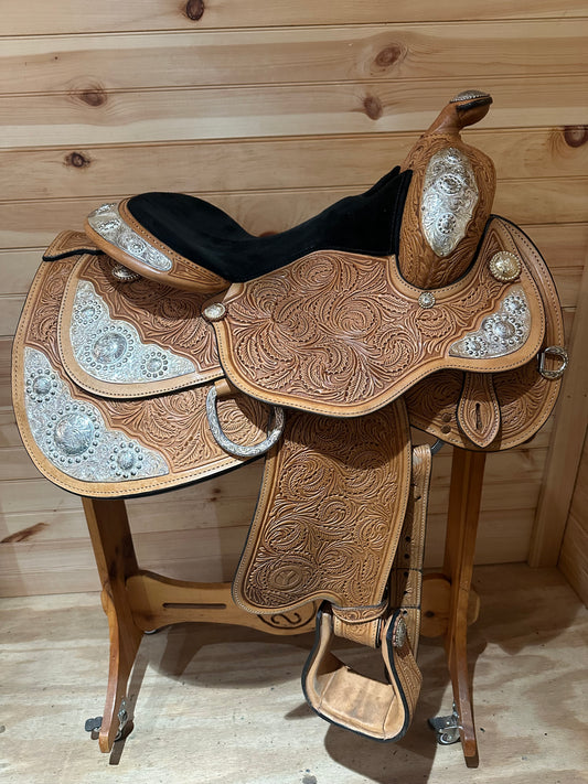 14.5” Circle Y Flex2 Silver Leaf Western Show Saddle Model 2836