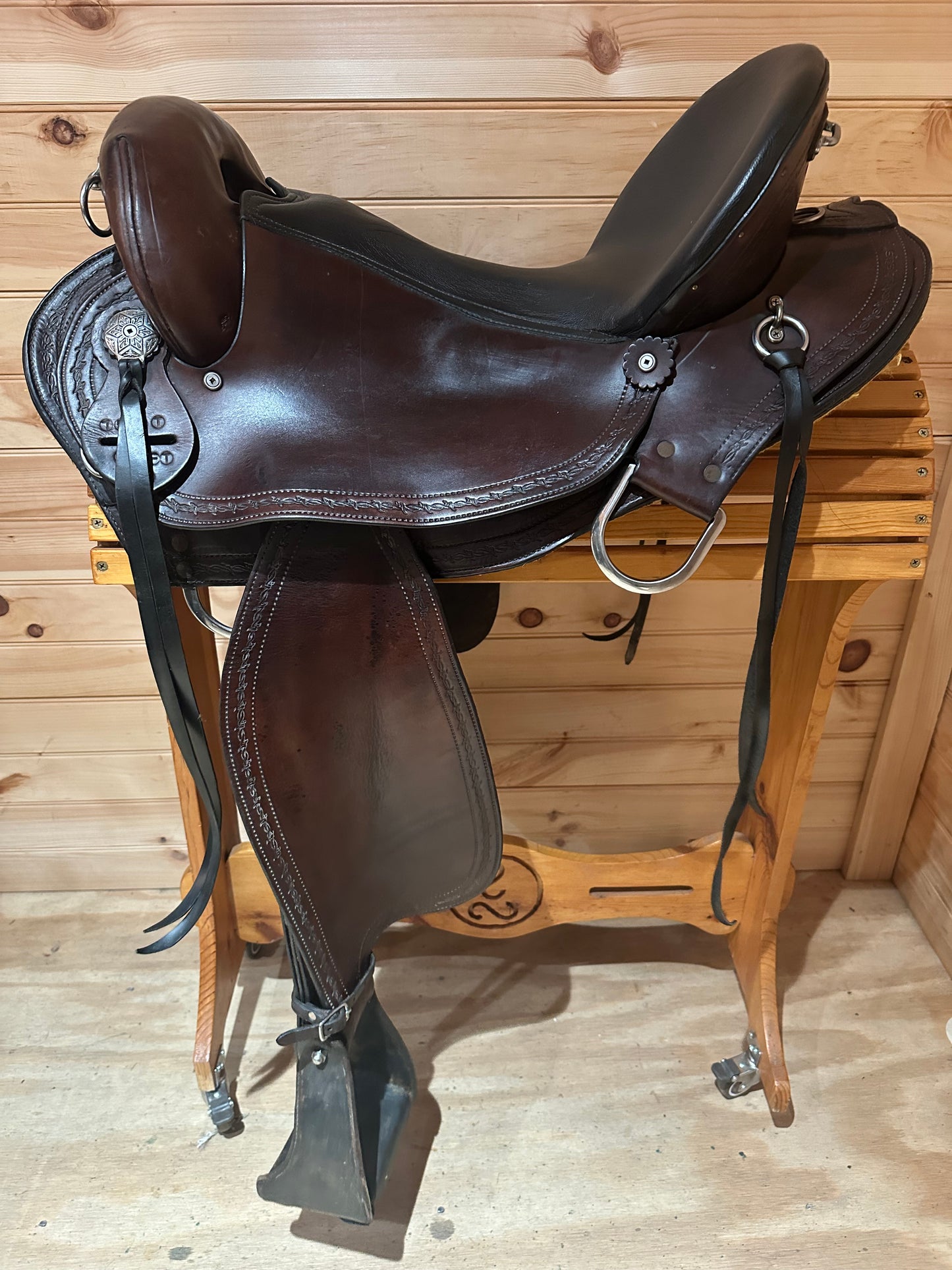 17” Liberty Bell Endurance Trail Saddle