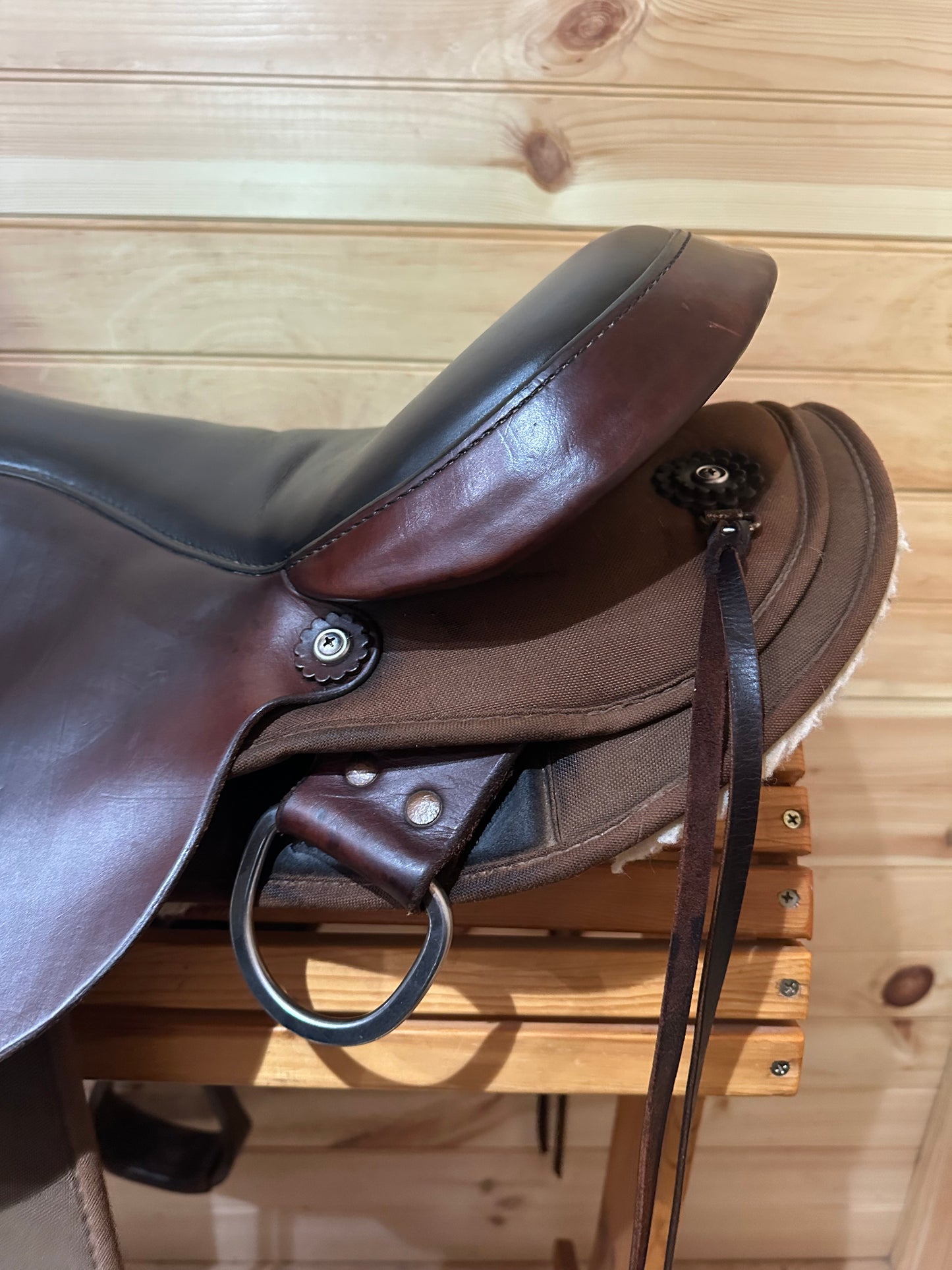 17” Circle Y High Horse El Campo Gaited Western Trail Saddle Model 6970