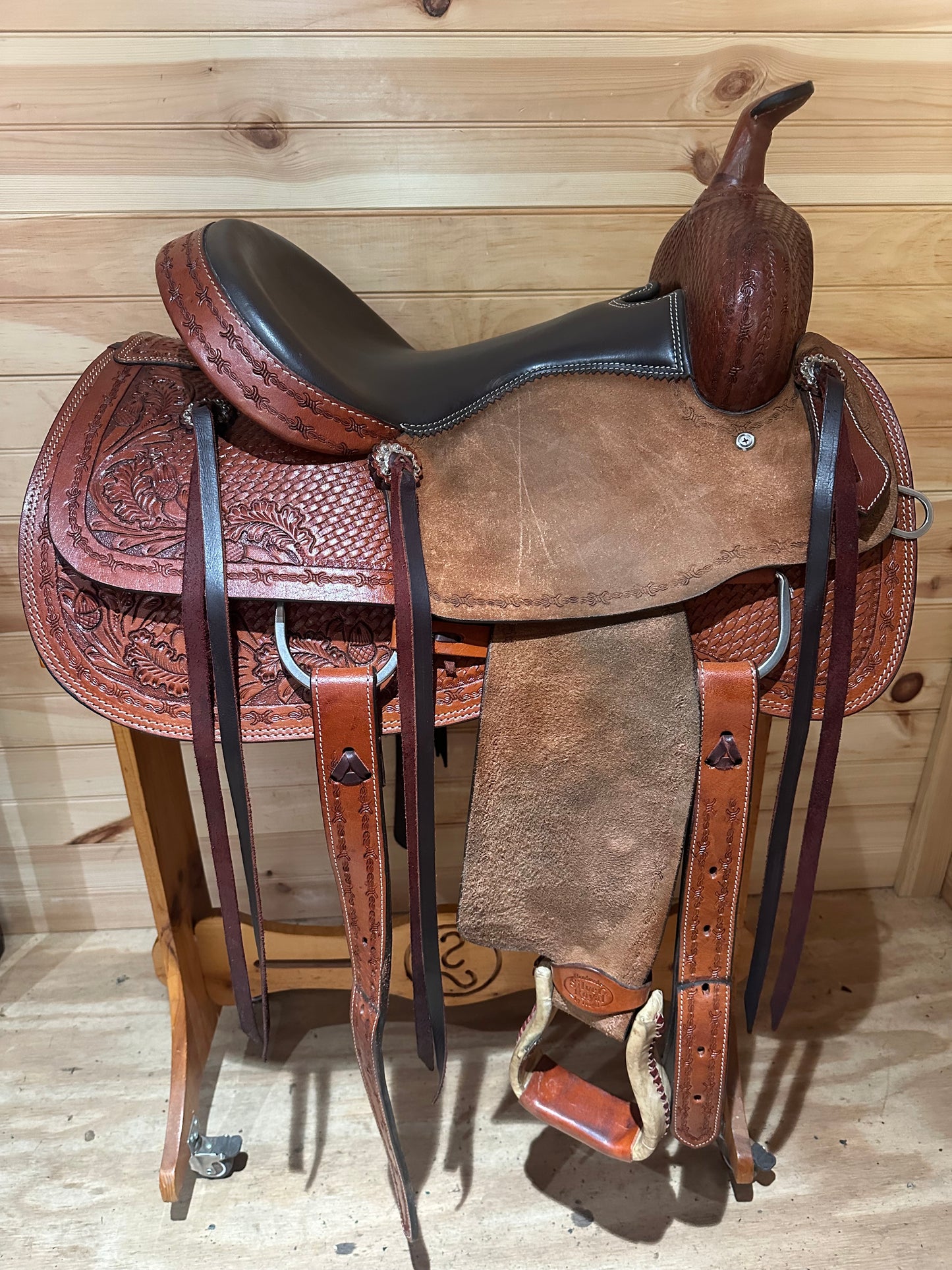15” Silver Royal Round Rock All Around Western Saddle