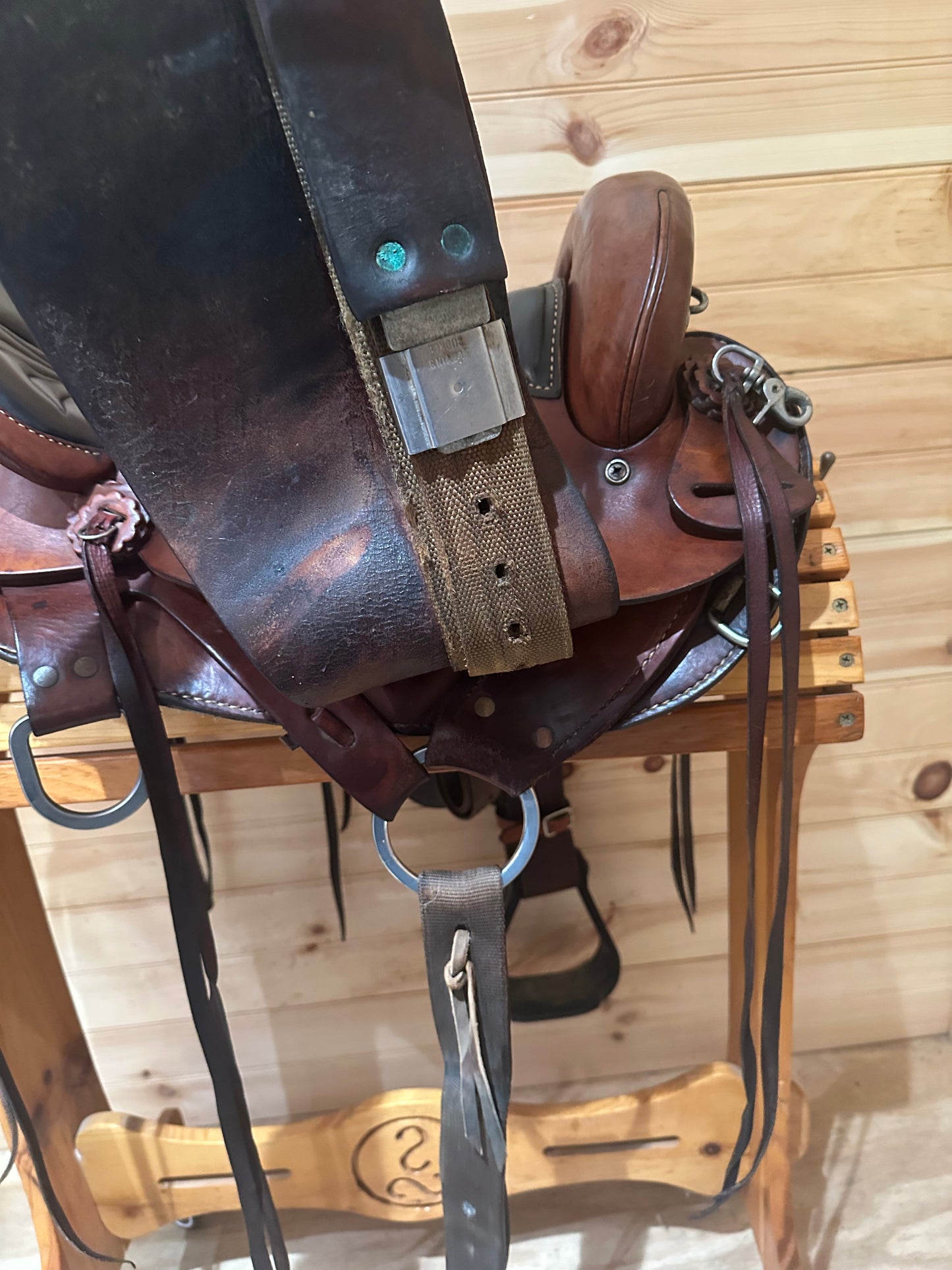 16” Big Horn Endurance Trail Saddle Model 801