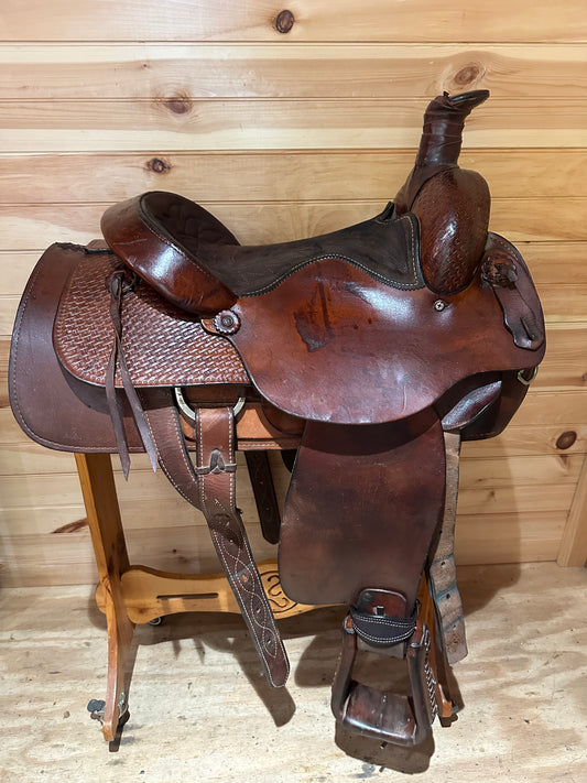 15.5” Double R Red Ranger Roping Western Saddle