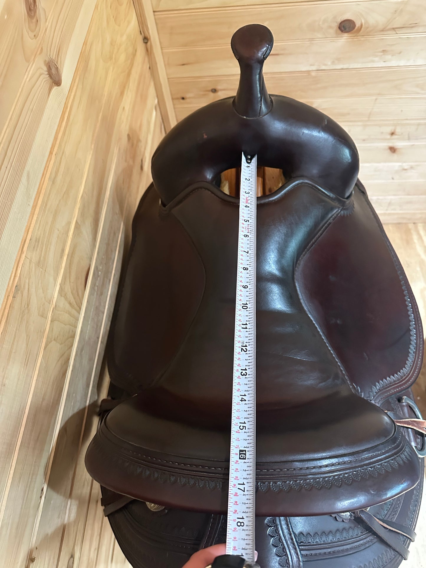 16” Circle Y Omaha Flex2 Western Trail Saddle Model 1554