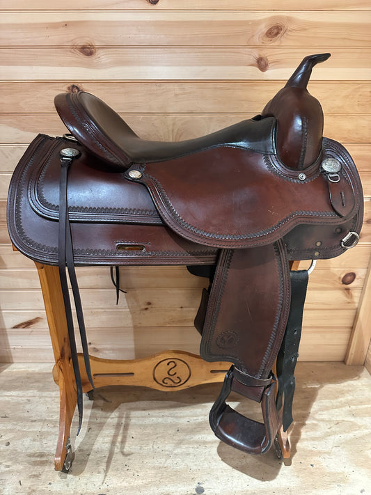 17” Circle Y Topeka Flex-Lite Western Trail Saddle Model 1551