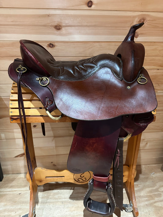 17.5” Tucker Saddlery Cheyenne Western Trail Saddle Model 157