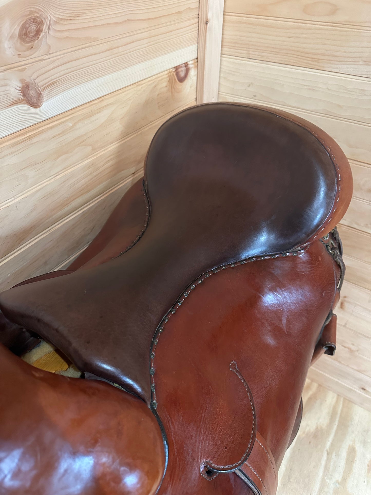 18” Timberline Flex-Panel Western Endurance Trail Saddle