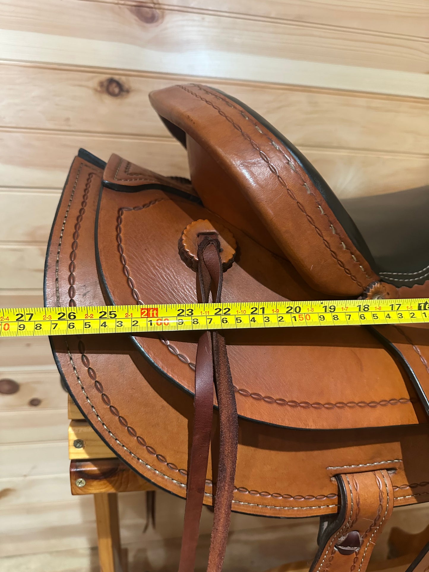 16” Dakota Saddlery Western Trail Saddle Model 202