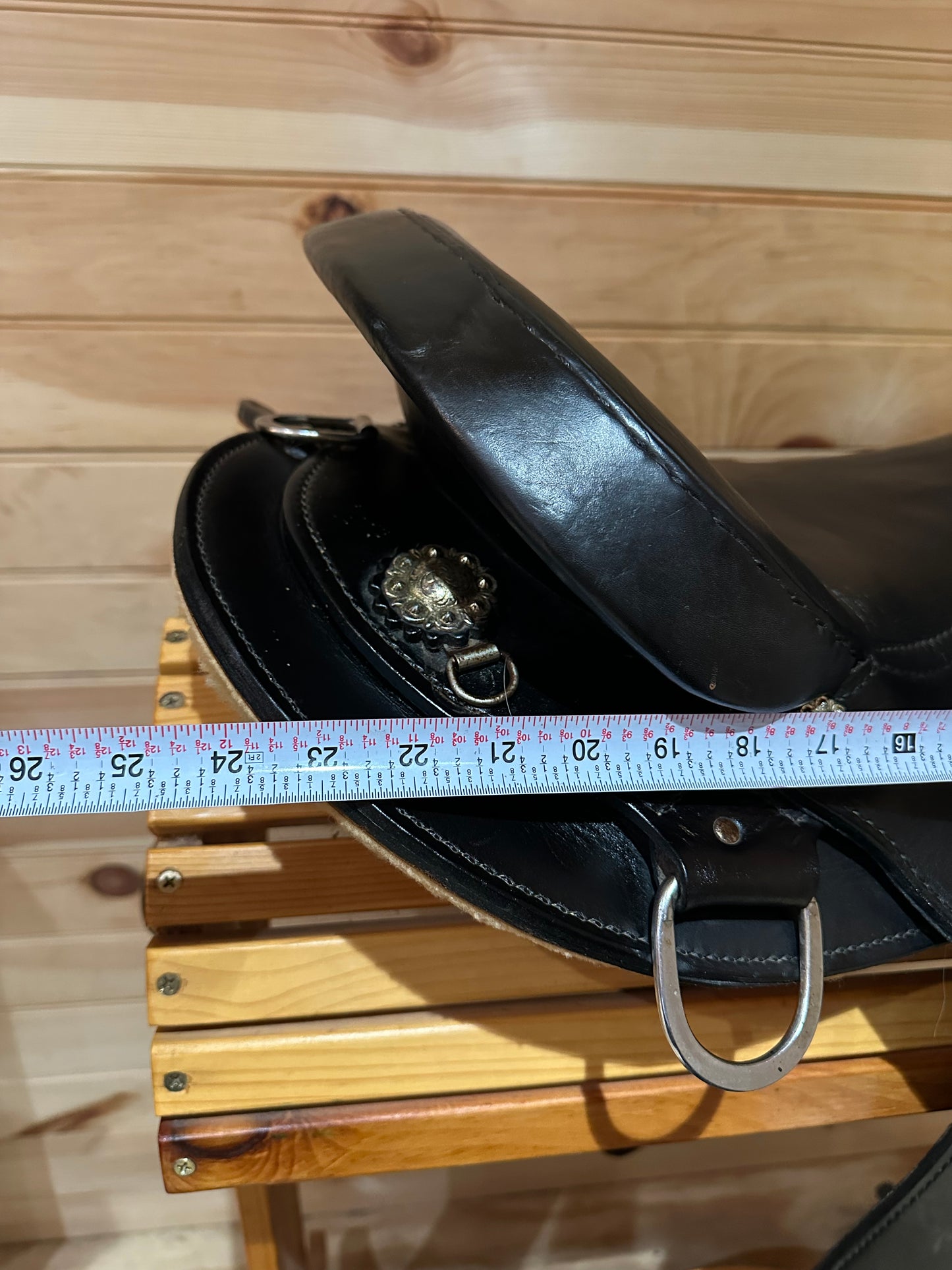 15.5” National Bridle Shop Gaited Western Trail Saddle Model 6981