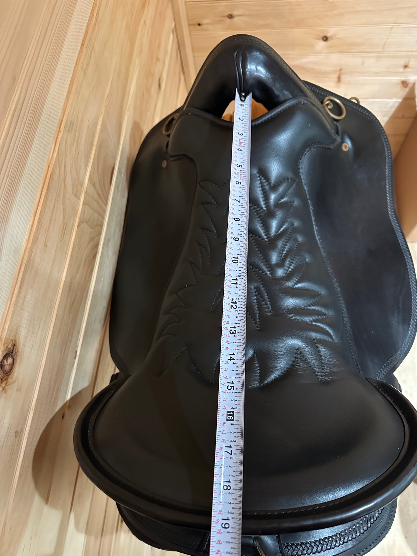 18.5” Tucker Plantation Endurance Saddle Model 146