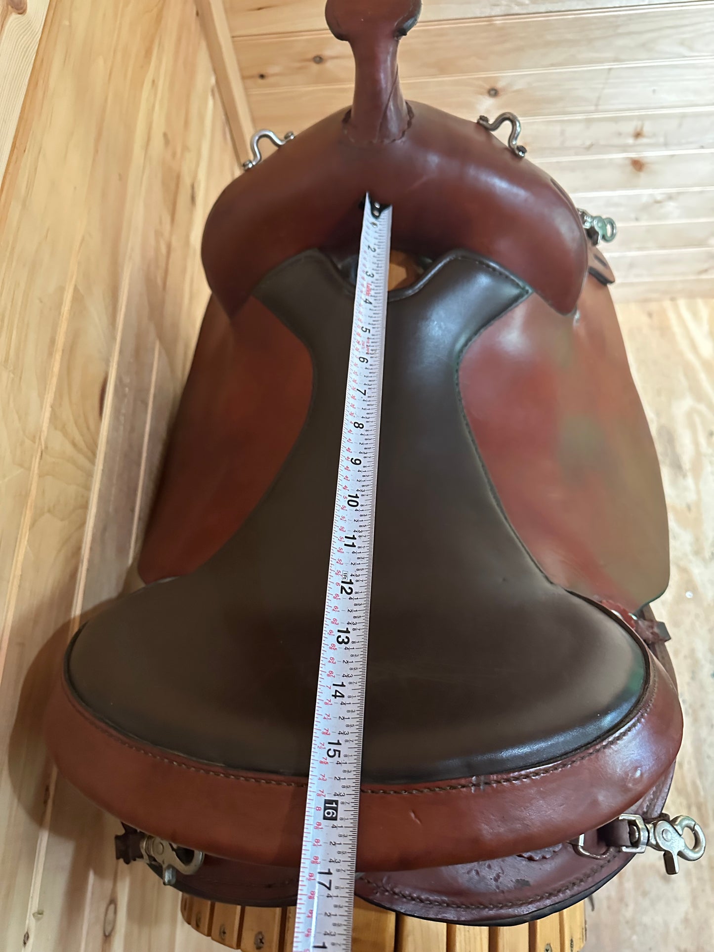 15.5” Tex Tan Hereford Tex-Flex Round Skirt Western Trail Saddle