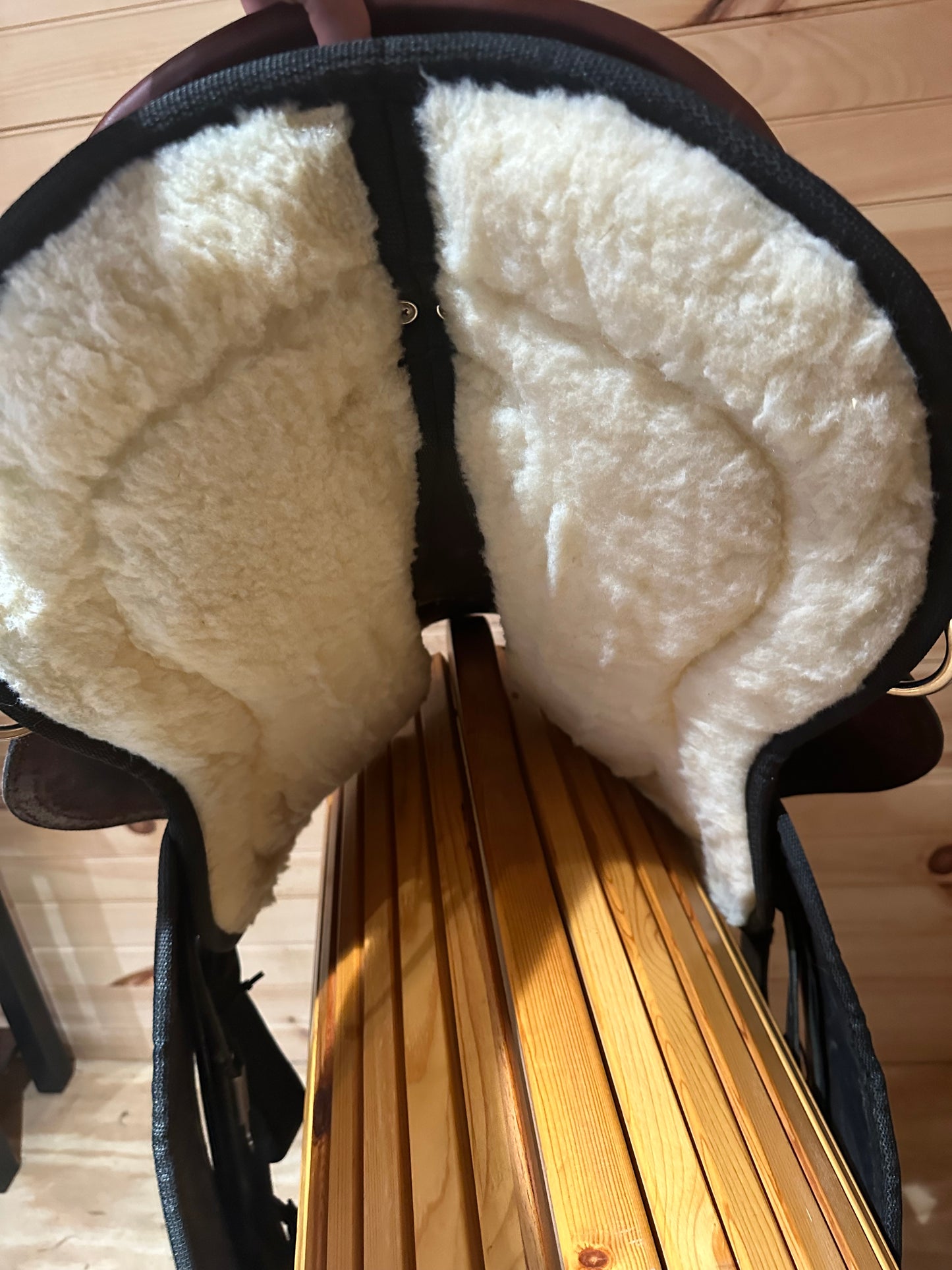 16” Crest Ridge Saddlery Sentry Lite Western Trail Saddle