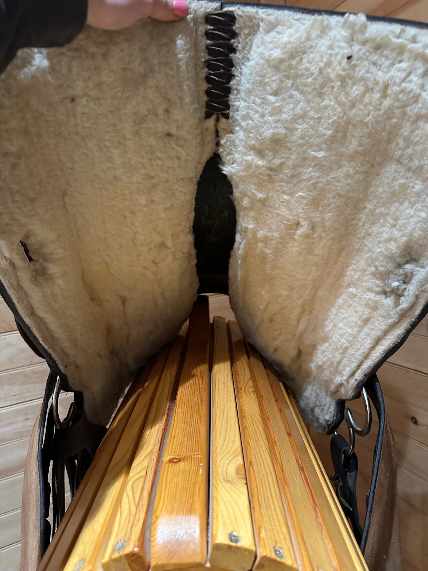 15” Circle Y High Horse RunAway Gator Barrel Saddle Model 6223