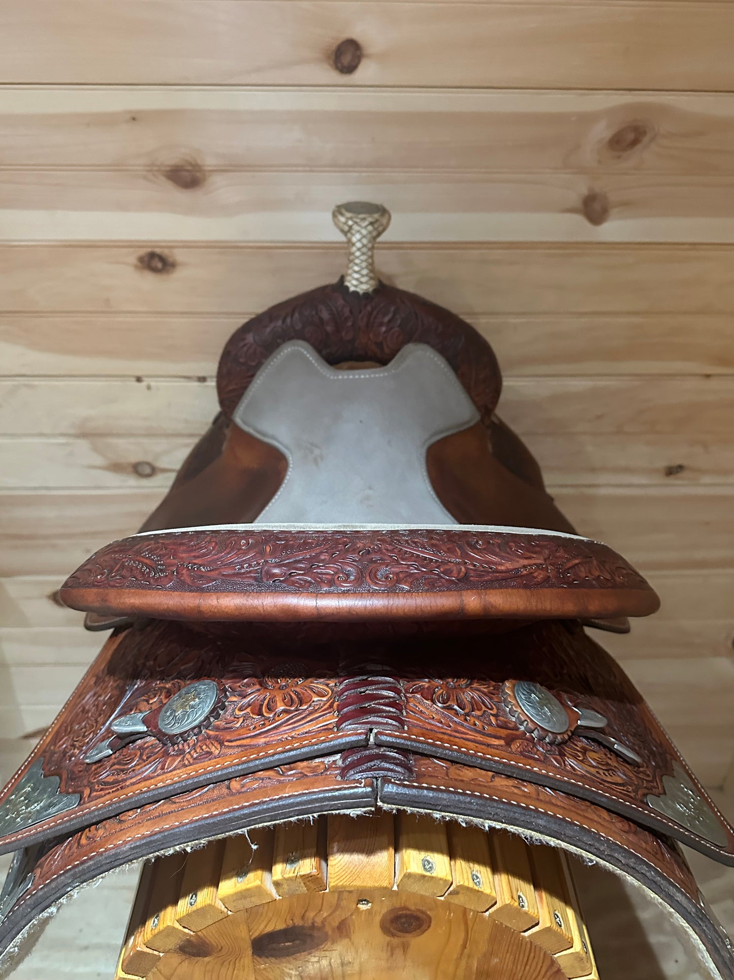 16” Circle Y Equitation Western Show Saddle Model 2893