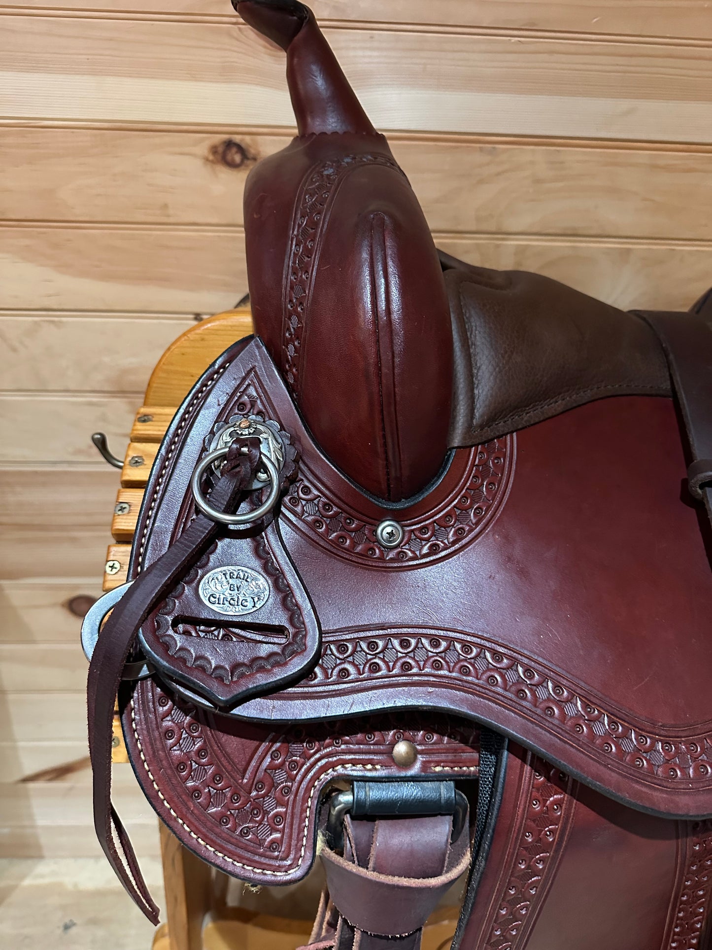 16” Circle Y Buffalo Gap Trail Western Saddle Model 2614