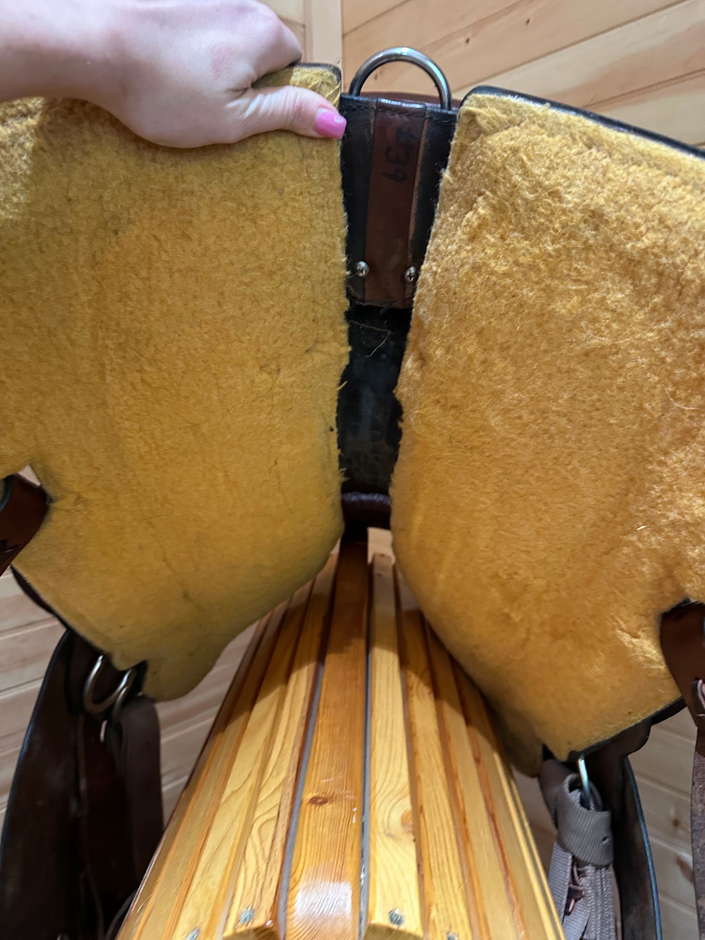16” Circle Y Houston Trail Western Saddle Model 2610