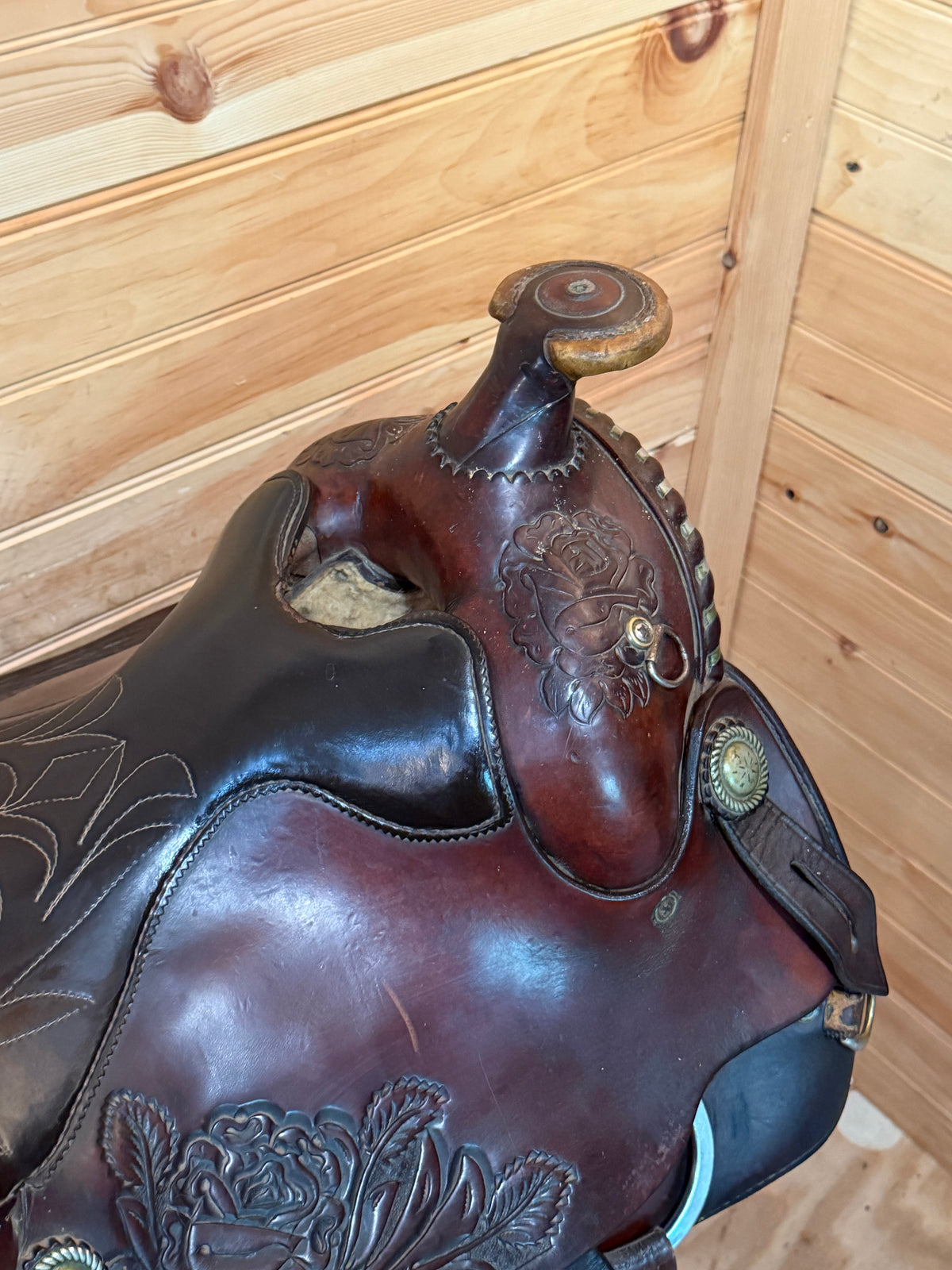 15.5” Dale Cooper Arabian Western Saddle