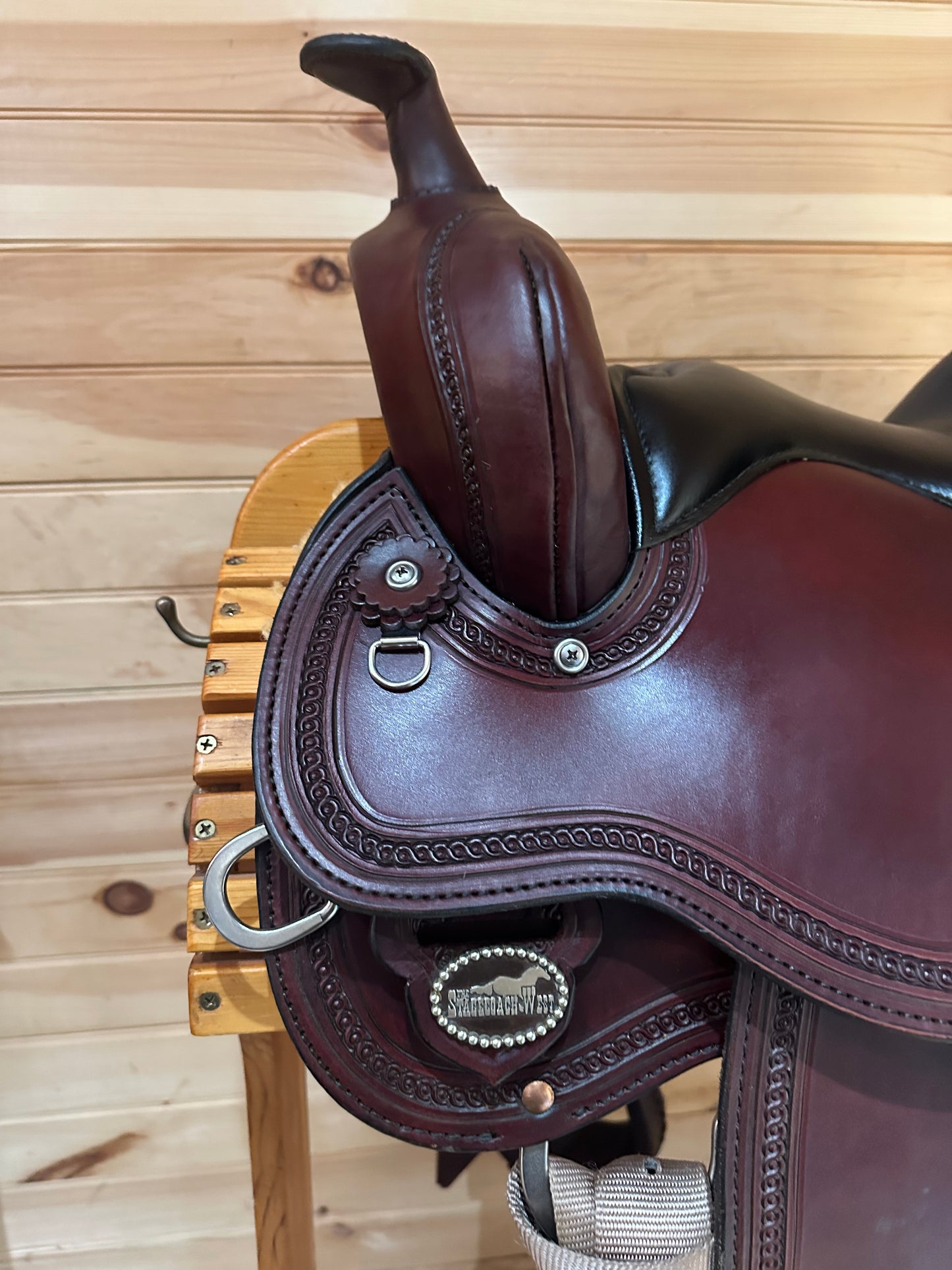 15” Stagecoach West Trail Classic Western Saddle By Circle Y Model 5618 (2024 Year)