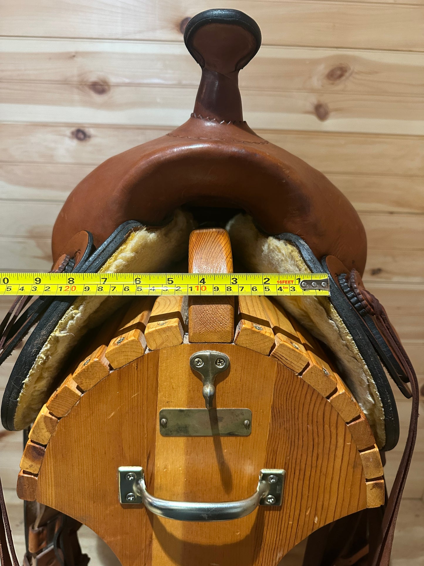 16” Dakota Saddlery Western Trail Saddle Model 202