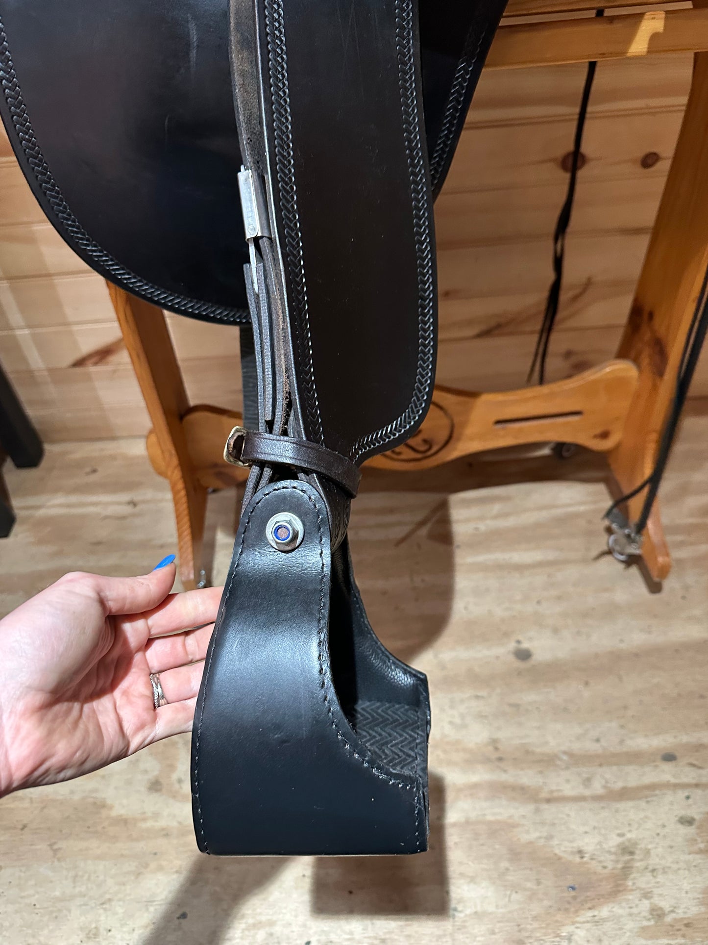 18.5” Tucker Plantation Endurance Saddle Model 146