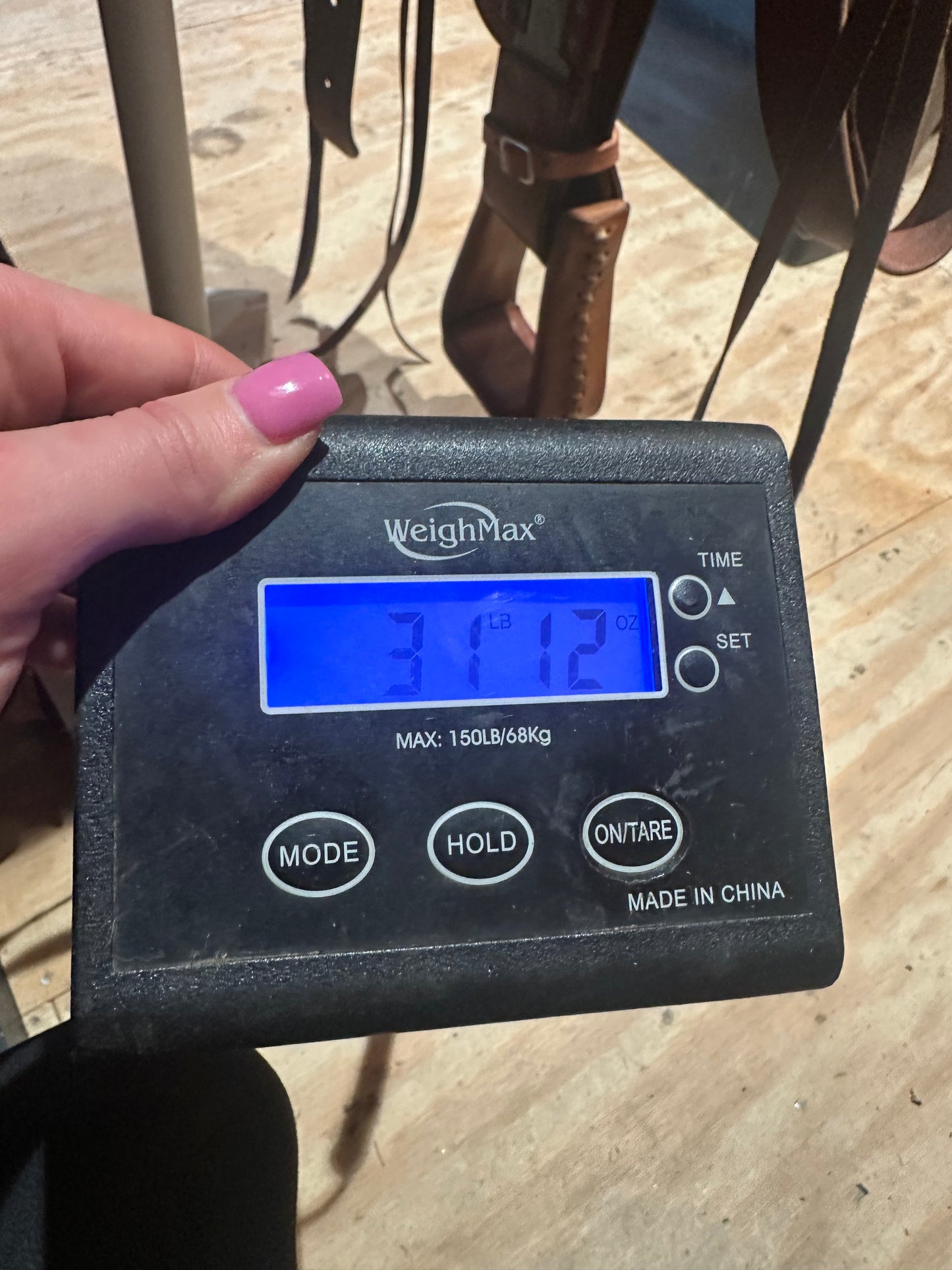 16” Dakota Saddlery Roping Saddle Model 210C