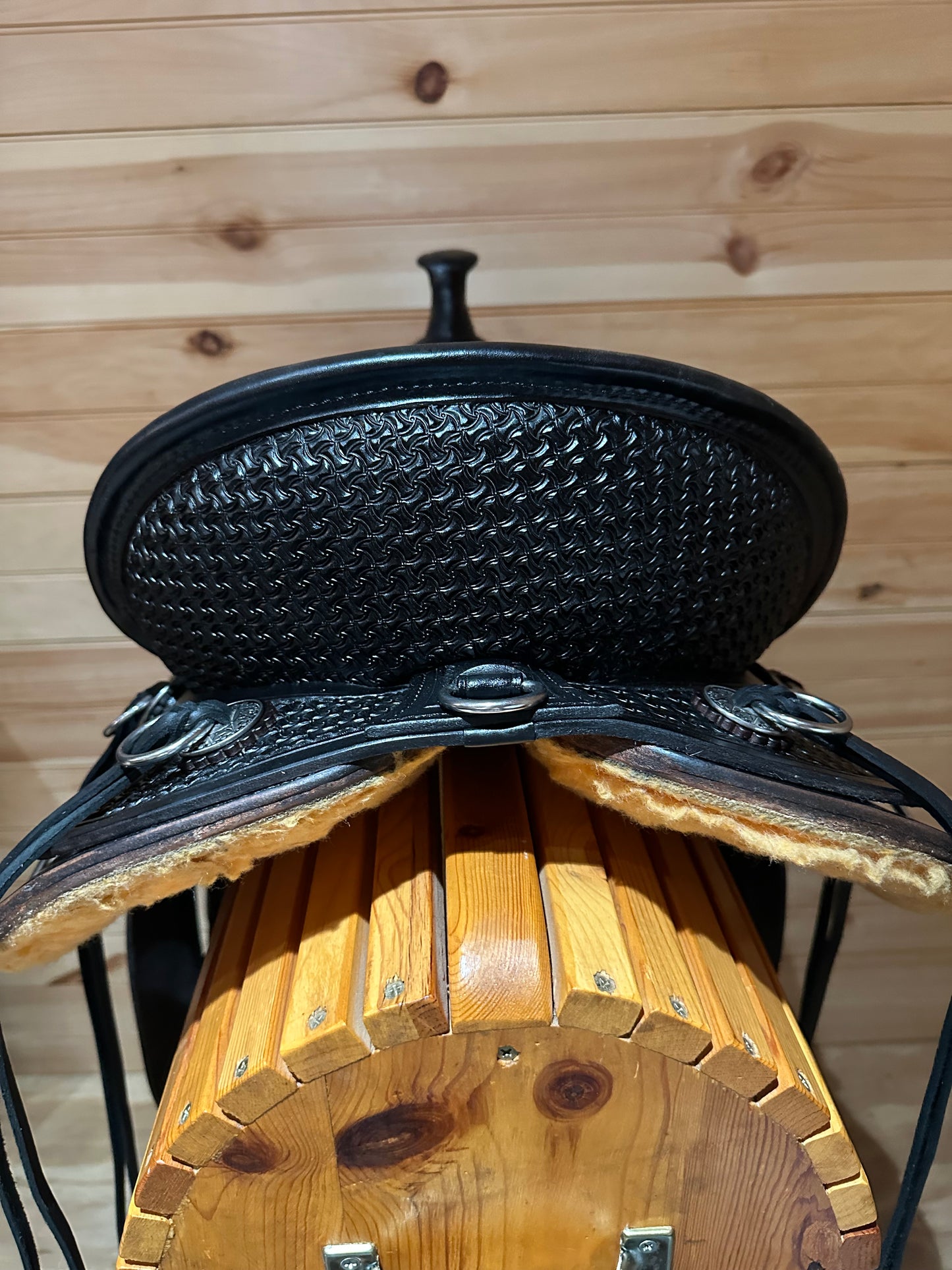 16” Circle Y High Horse Sulphur River Western Trail Saddle Model 6865