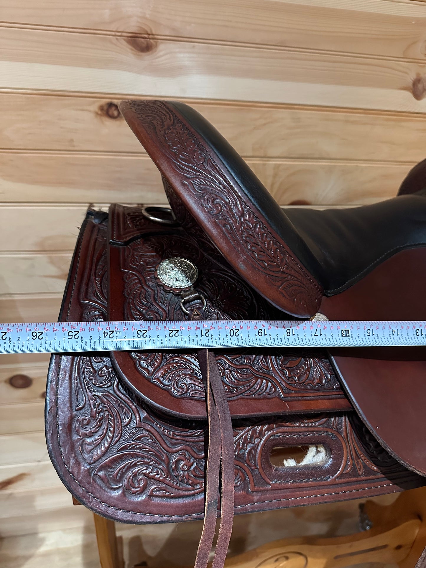 16” Circle Y High Horse Mineral Wells Western Trail Saddle Model 6812
