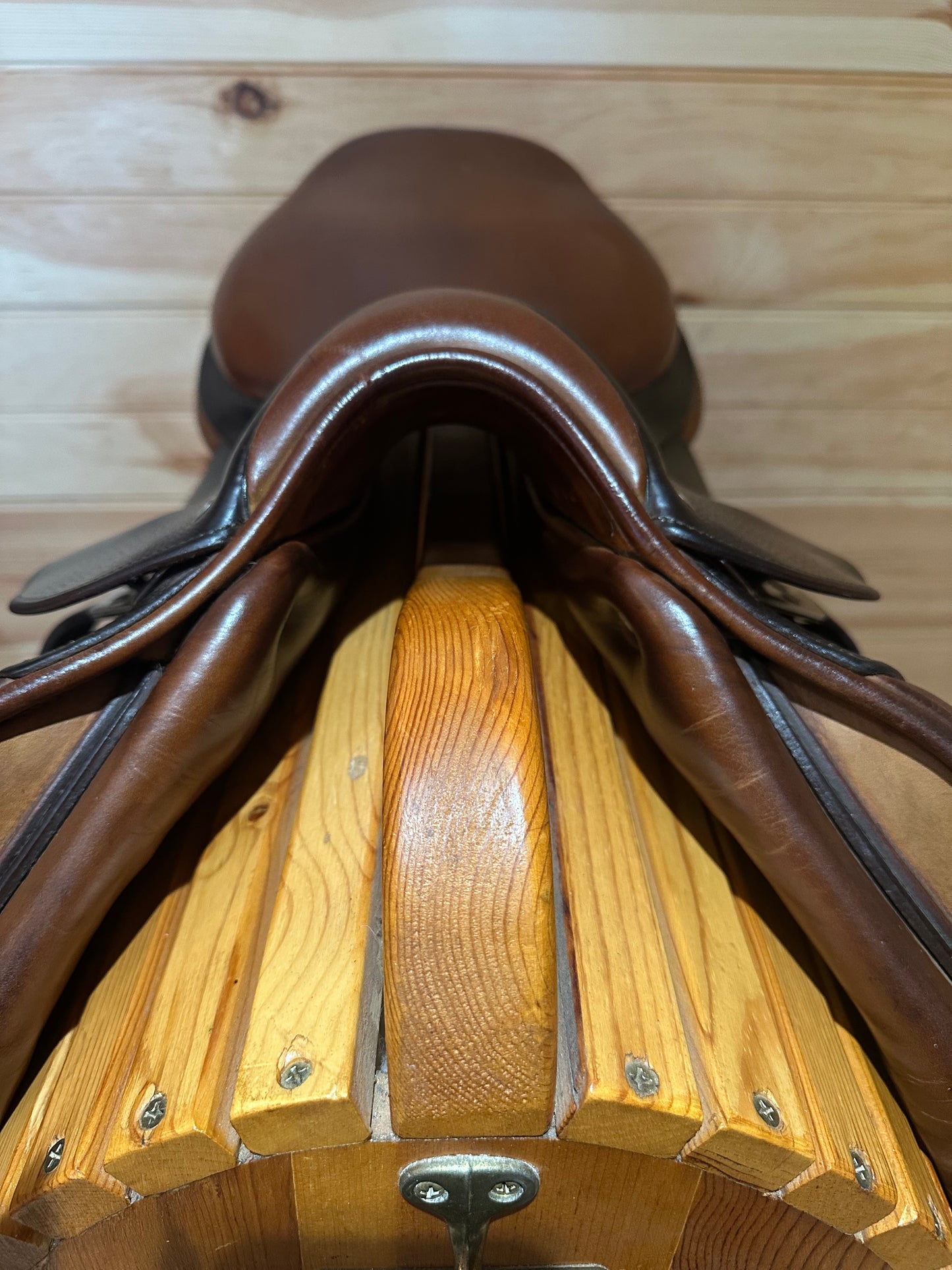 17.5” CWD SE01 4L Jumping Saddle (2013)