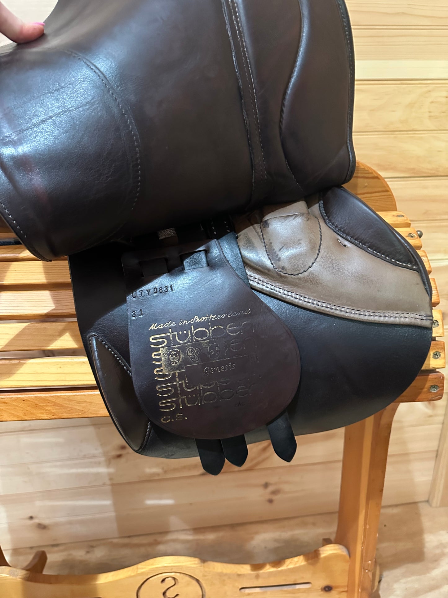 17.5” Stubben Genesis Deluxe CC Jumping Saddle (31cm)
