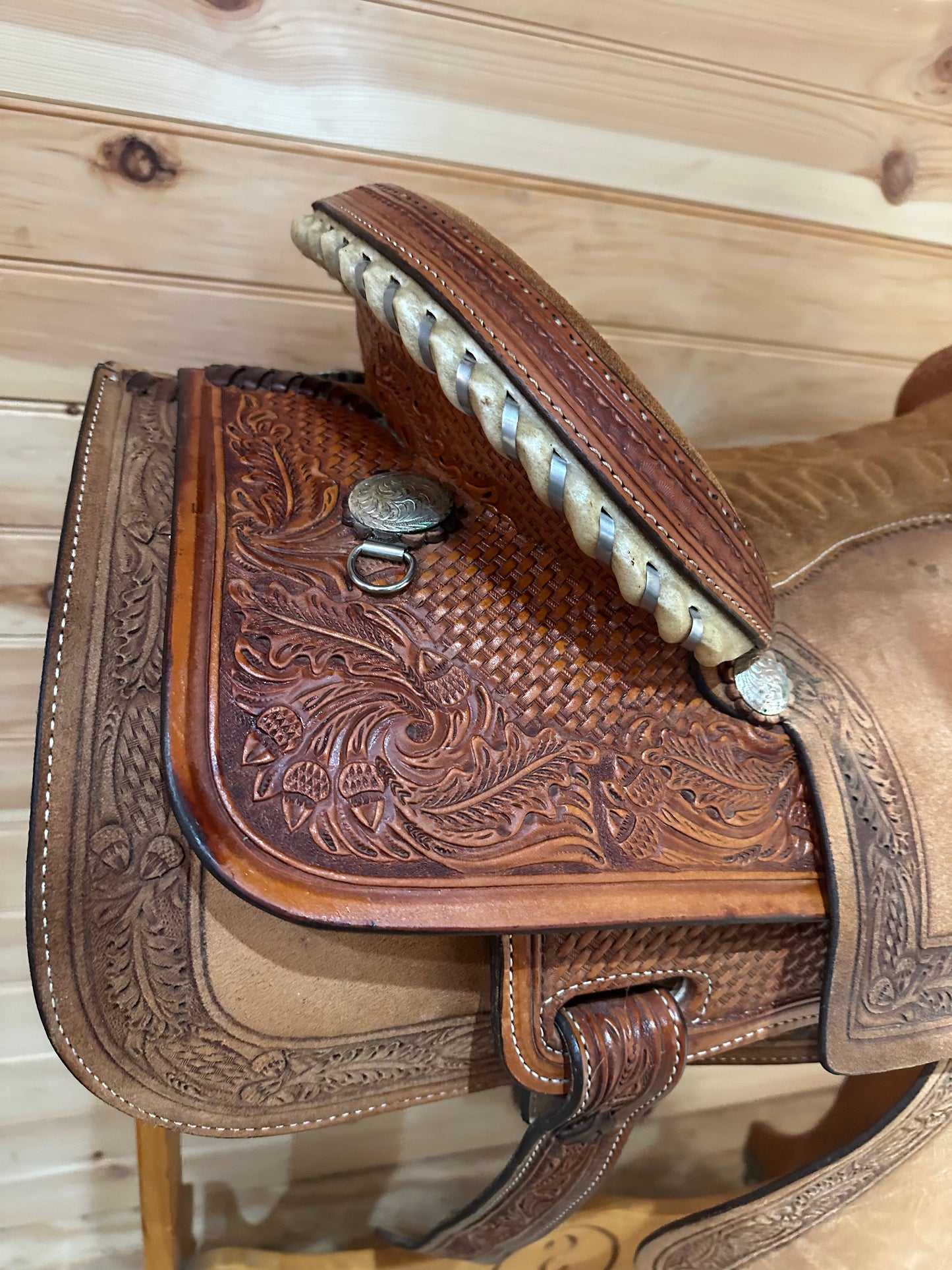 16” Circle Y Roping Western Saddle Model 1211