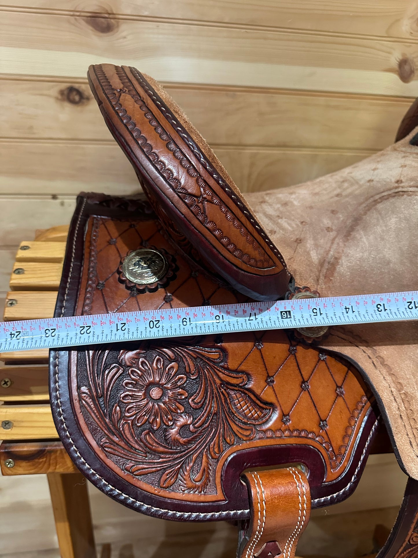 14” Cloverleaf Saddle Co. Barrel Racing Saddle