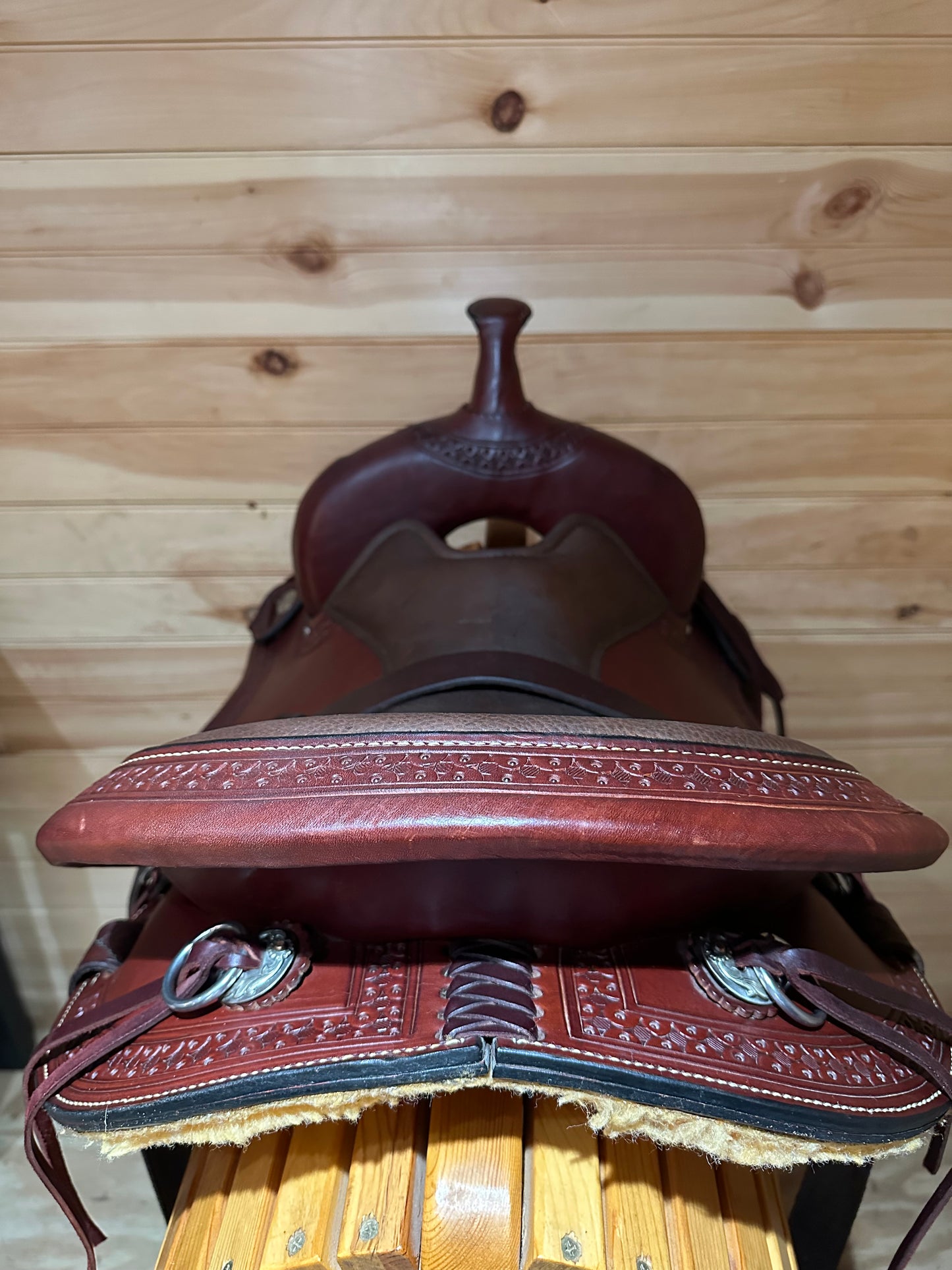 16” Circle Y Buffalo Gap Trail Western Saddle Model 2614