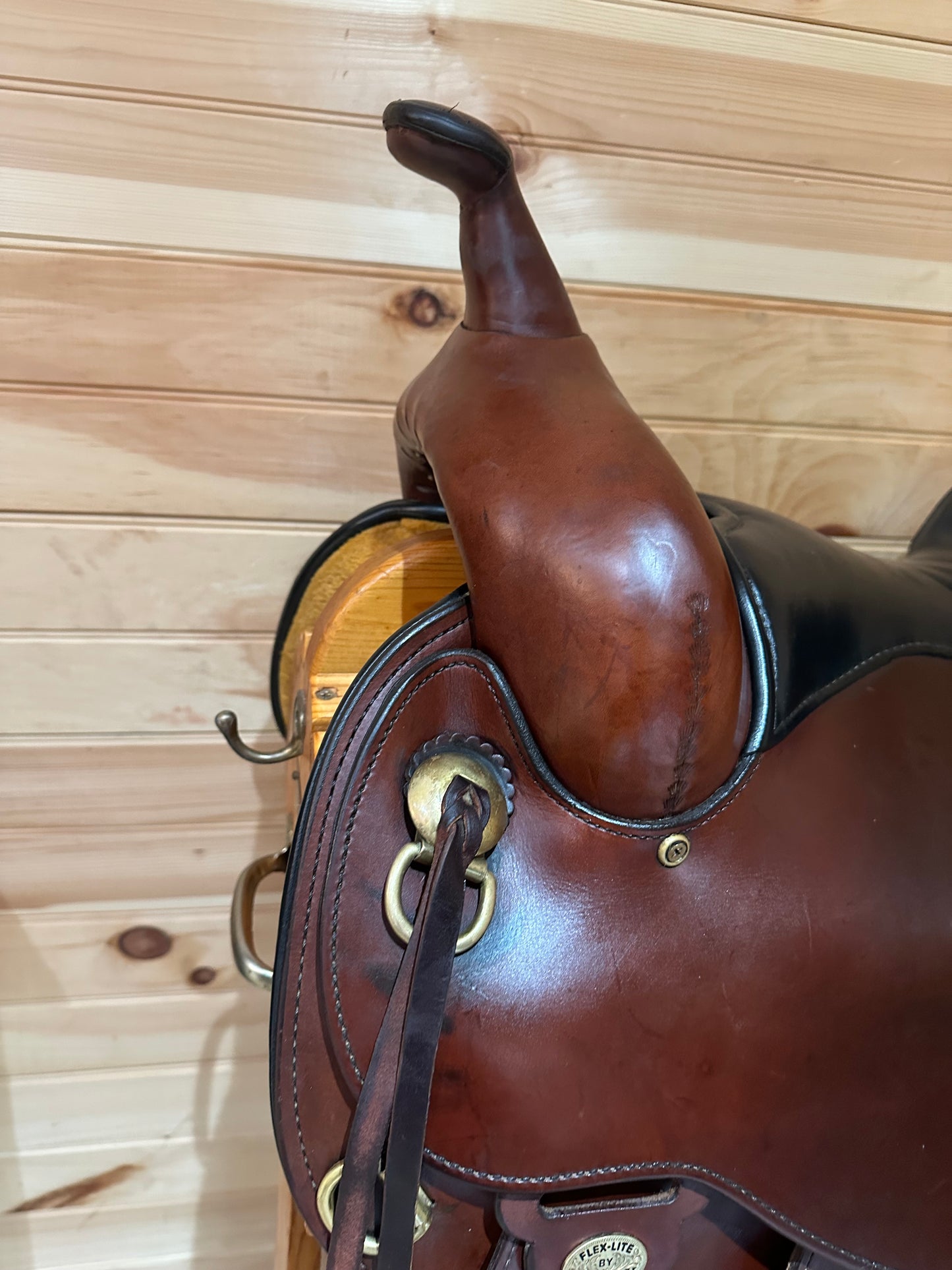 15” Circle Y Flex-Lite Western Trail Saddle Model 1650