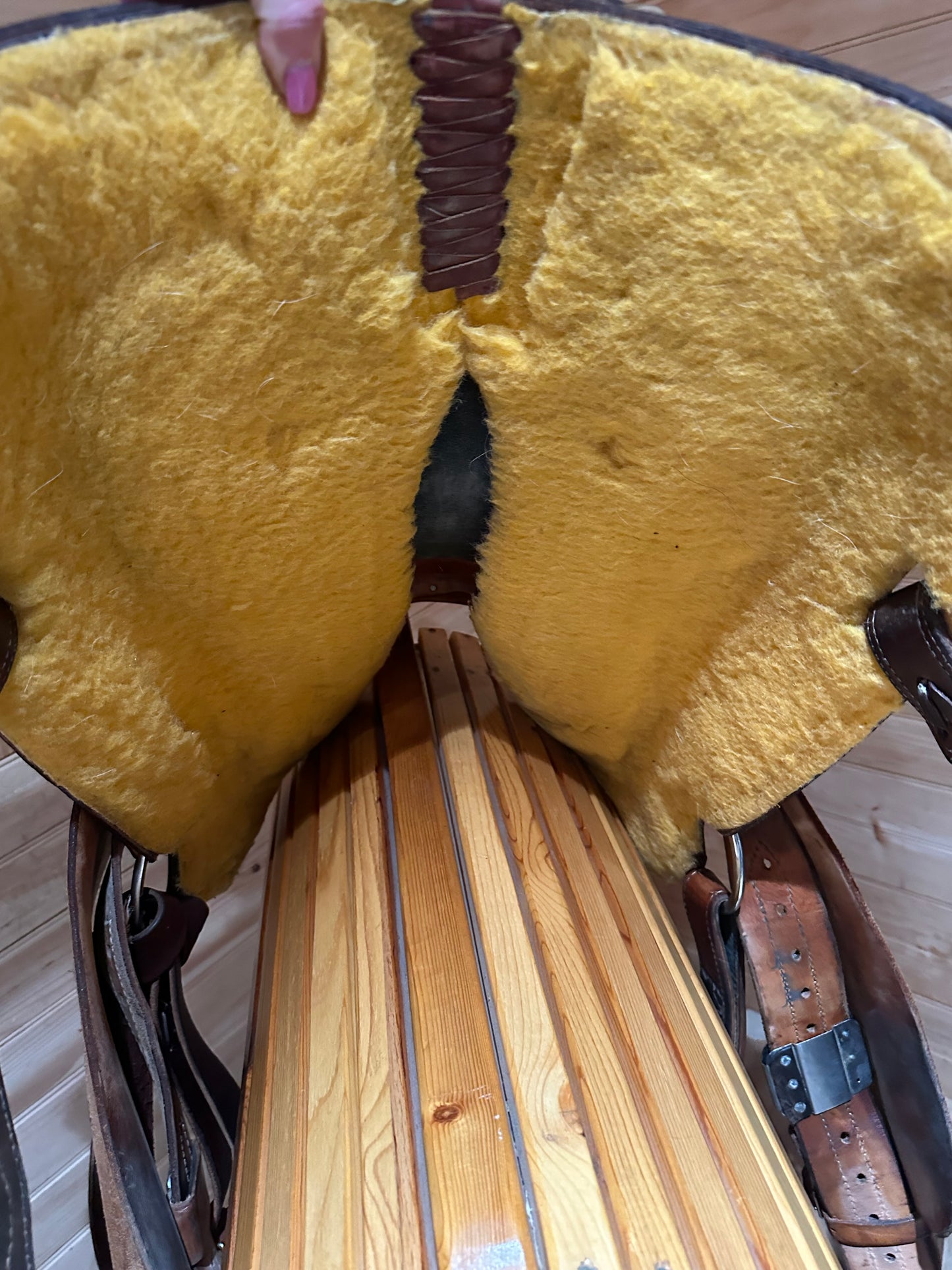 15” Hud Roberts HR Barrel Racing Saddle
