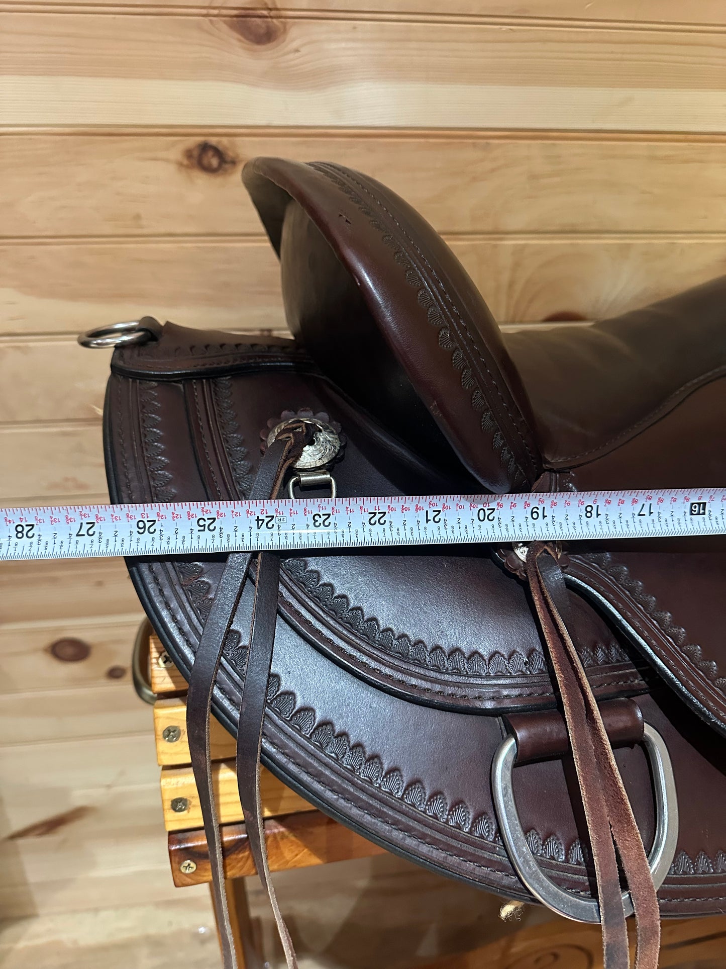 16” Circle Y Omaha Flex2 Western Trail Saddle Model 1554