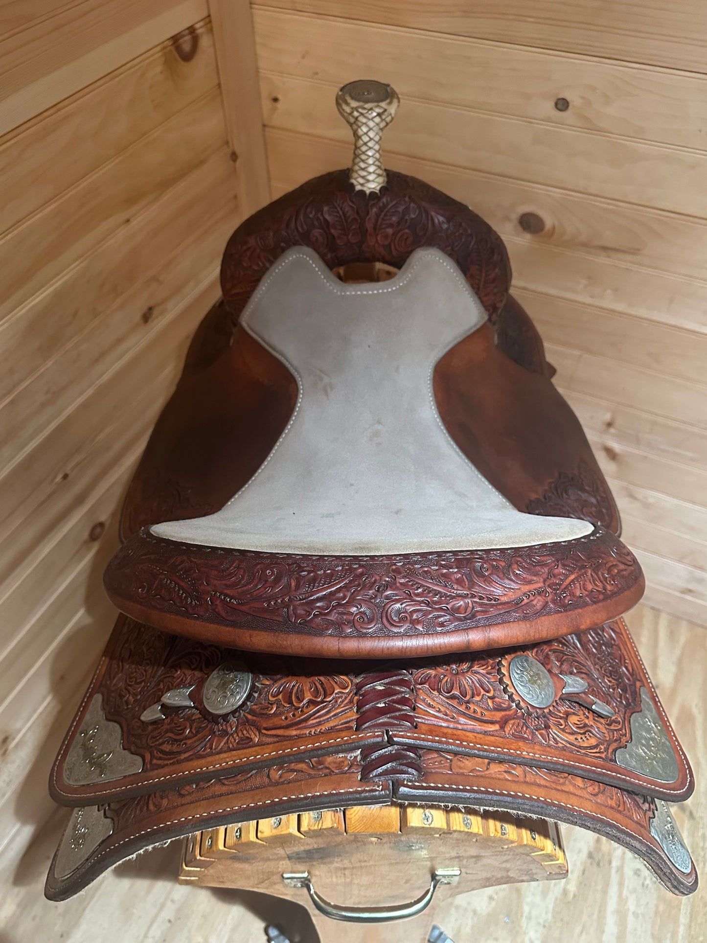 16” Circle Y Equitation Western Show Saddle Model 2893