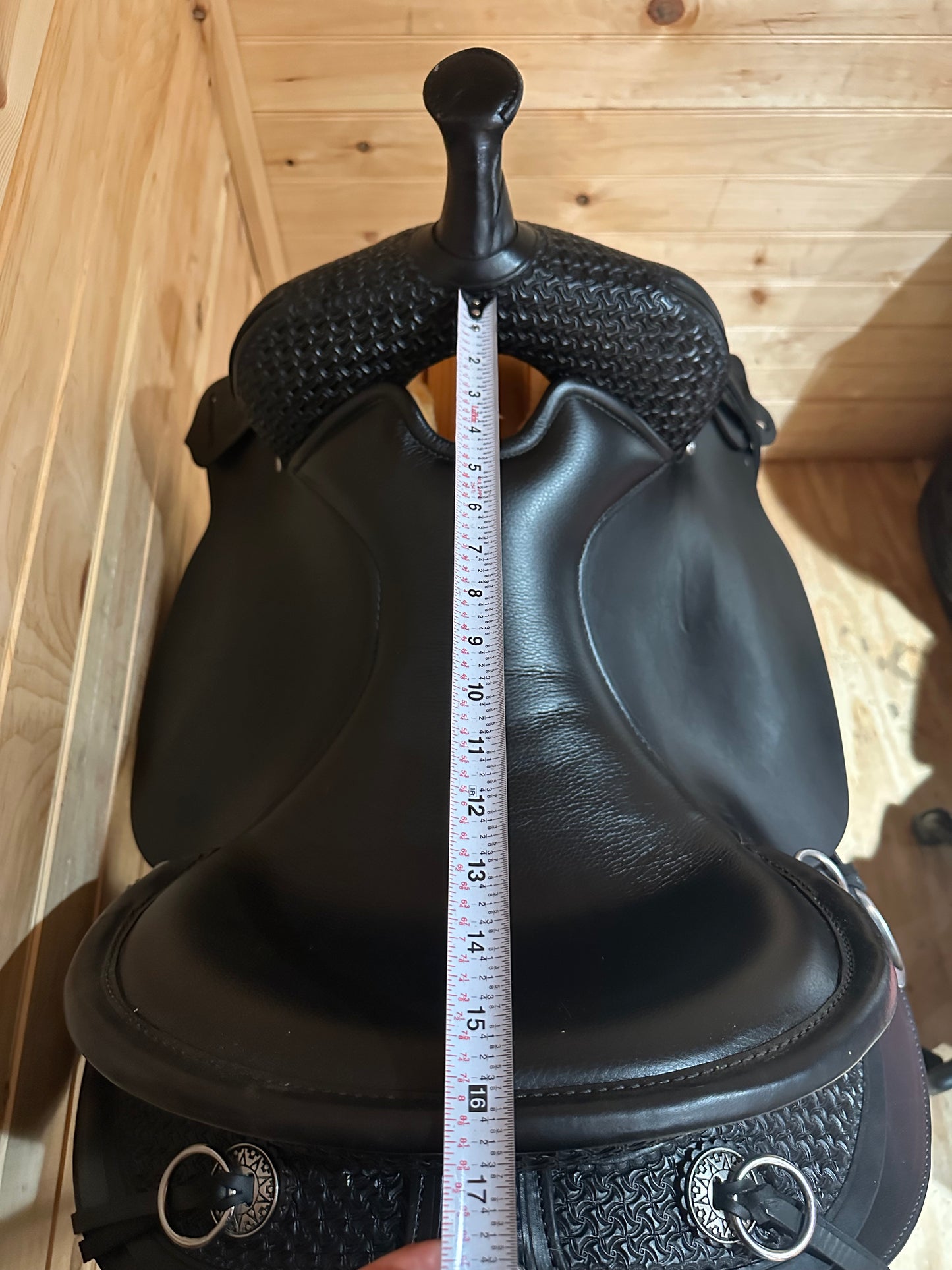 16” Circle Y High Horse Sulphur River Western Trail Saddle Model 6865