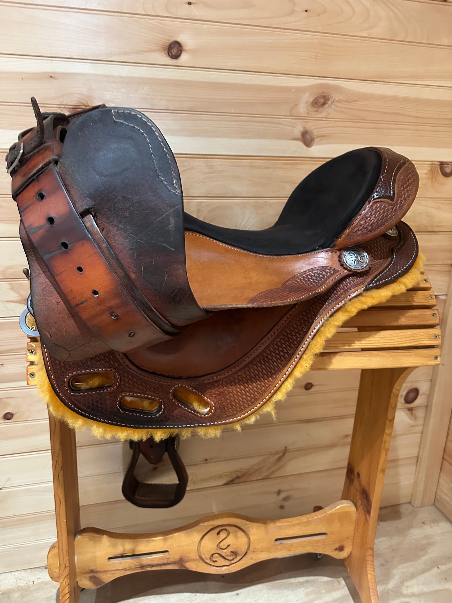 17” Len Brown’s Custom Black Mesa Pocket Racer Barrel Western Saddle