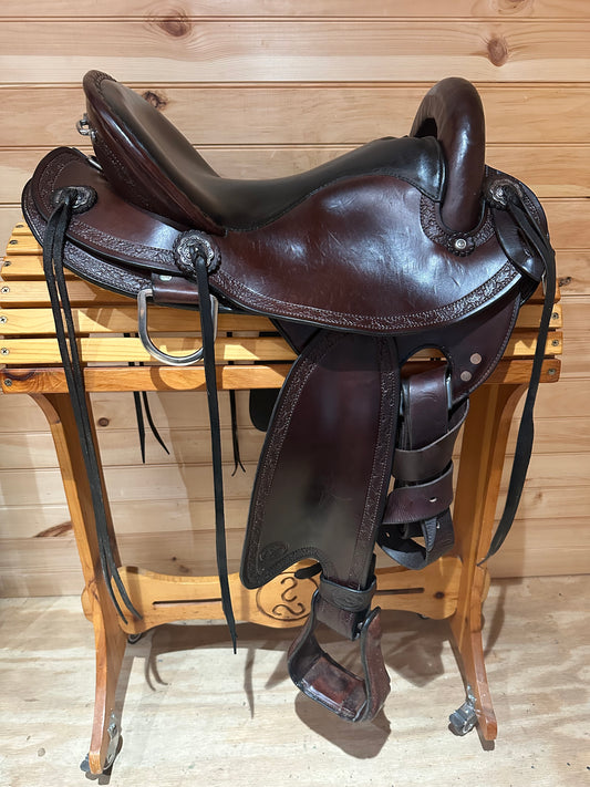 15.5” Allegany Mountain Saddlery Endurance Trail Saddle