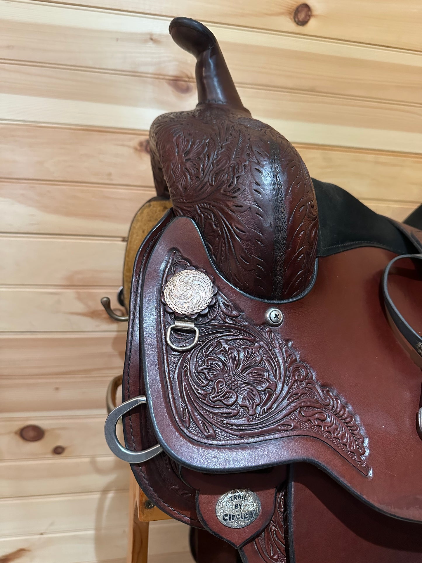 16” Circle Y Houston Trail Western Saddle Model 2610
