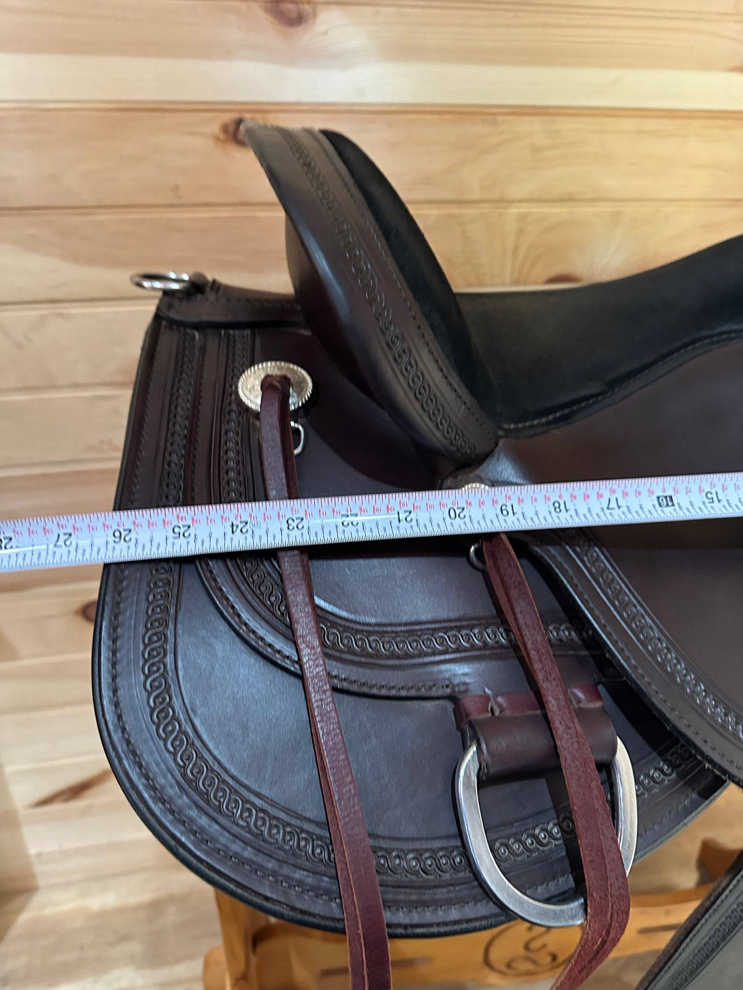 16” Circle Y Pioneer Flex2 Western Trail Saddle Model 1665 (2023)