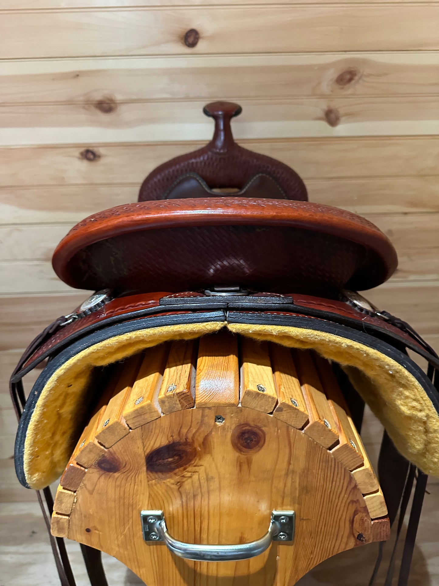 16” Crates Supreme Trail Western Saddle Model 2170-4