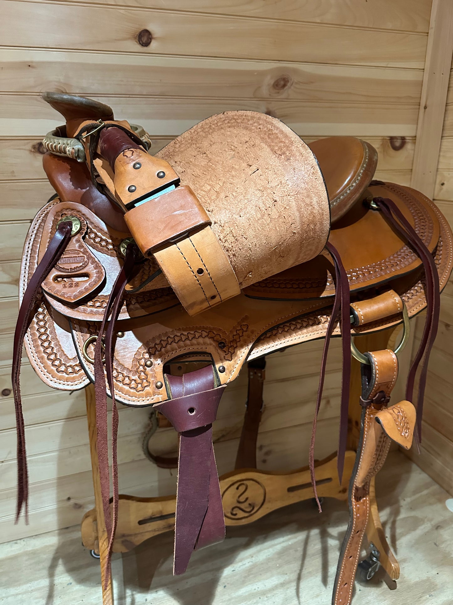 16” American Saddlery Mastercraft Wade Roper Western Saddle Model 122