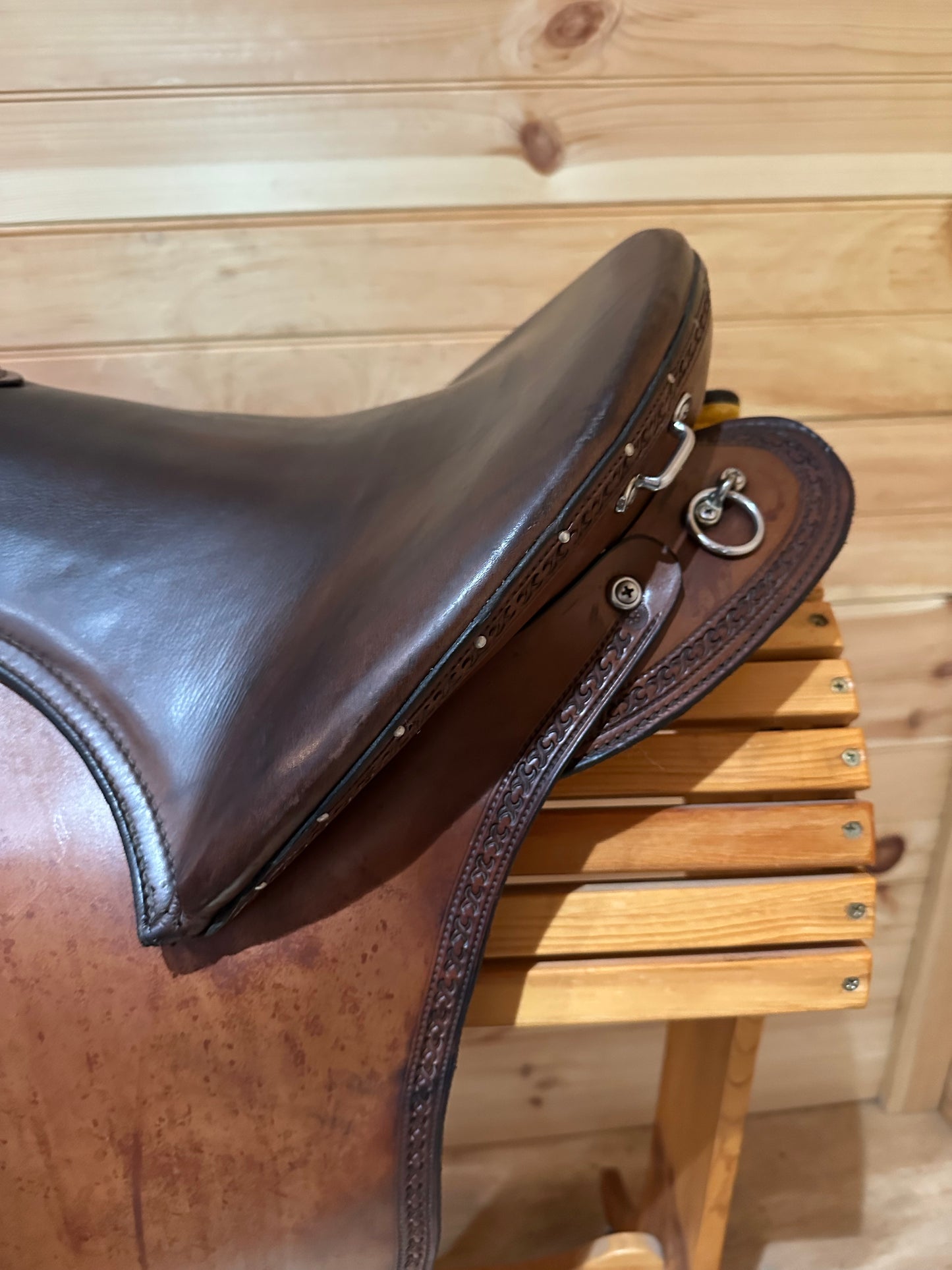 19” Double Creek Saddlery Buena Vista Saddle Model 104