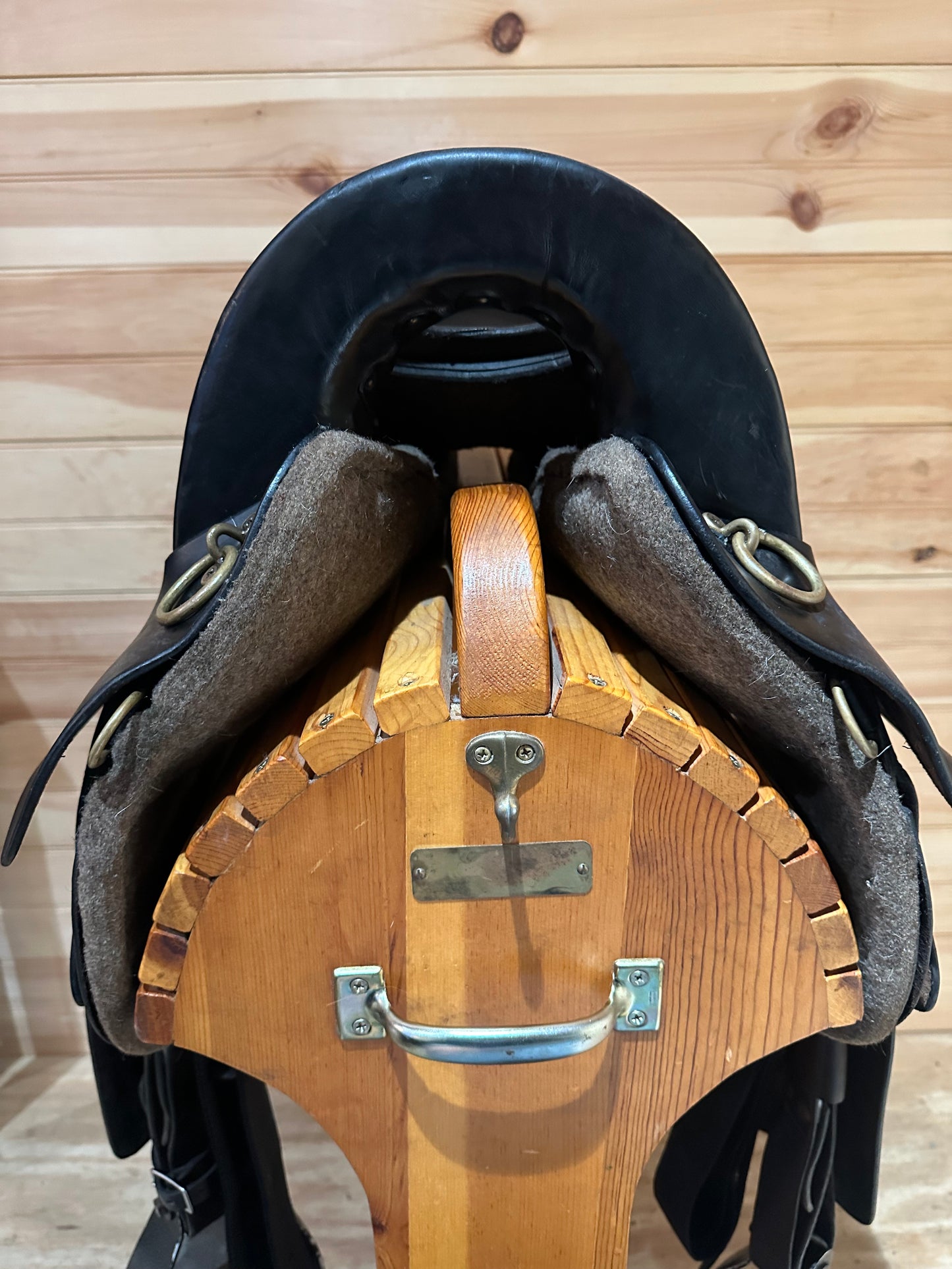 16.5” Tucker Endurance Trail Saddle Model 159