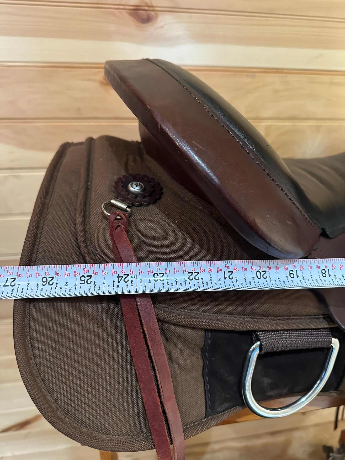 17” Circle Y High Horse Lockhart Western Trail Saddle Model 6910