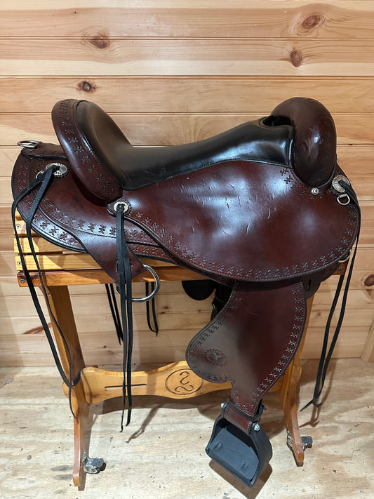 17” Circle Y Mississippi Trail Gaiter Western Gaited Saddle Model 1585